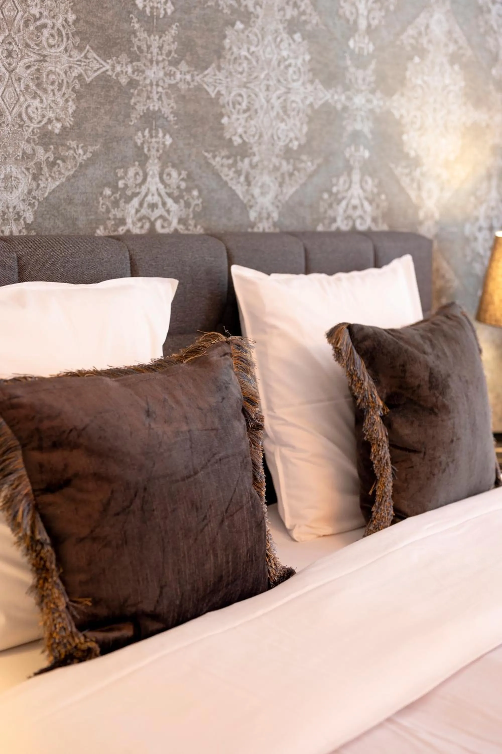 Bed in BnB De Koepoort