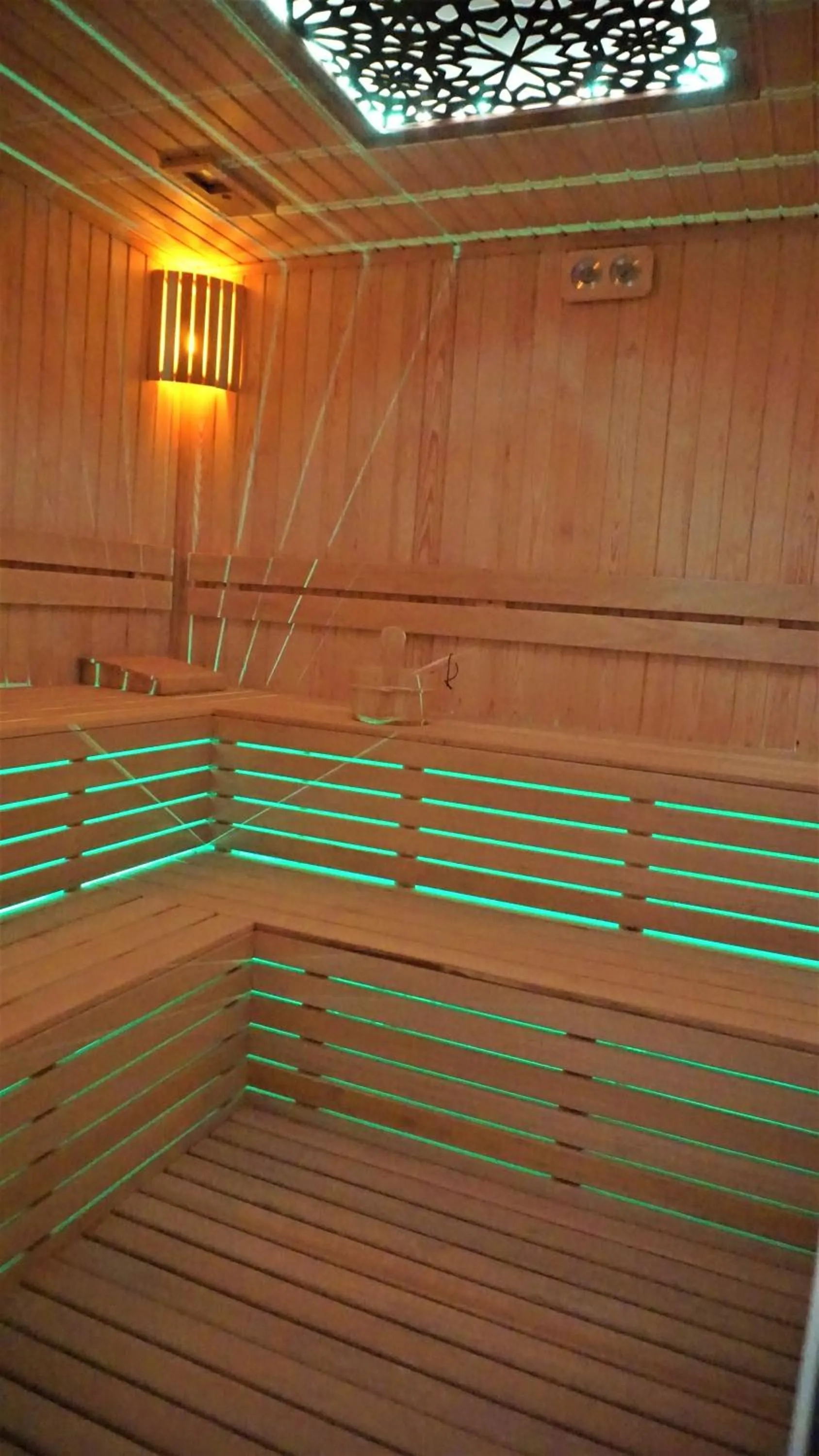 Sauna in TEZMADRA HOTEL