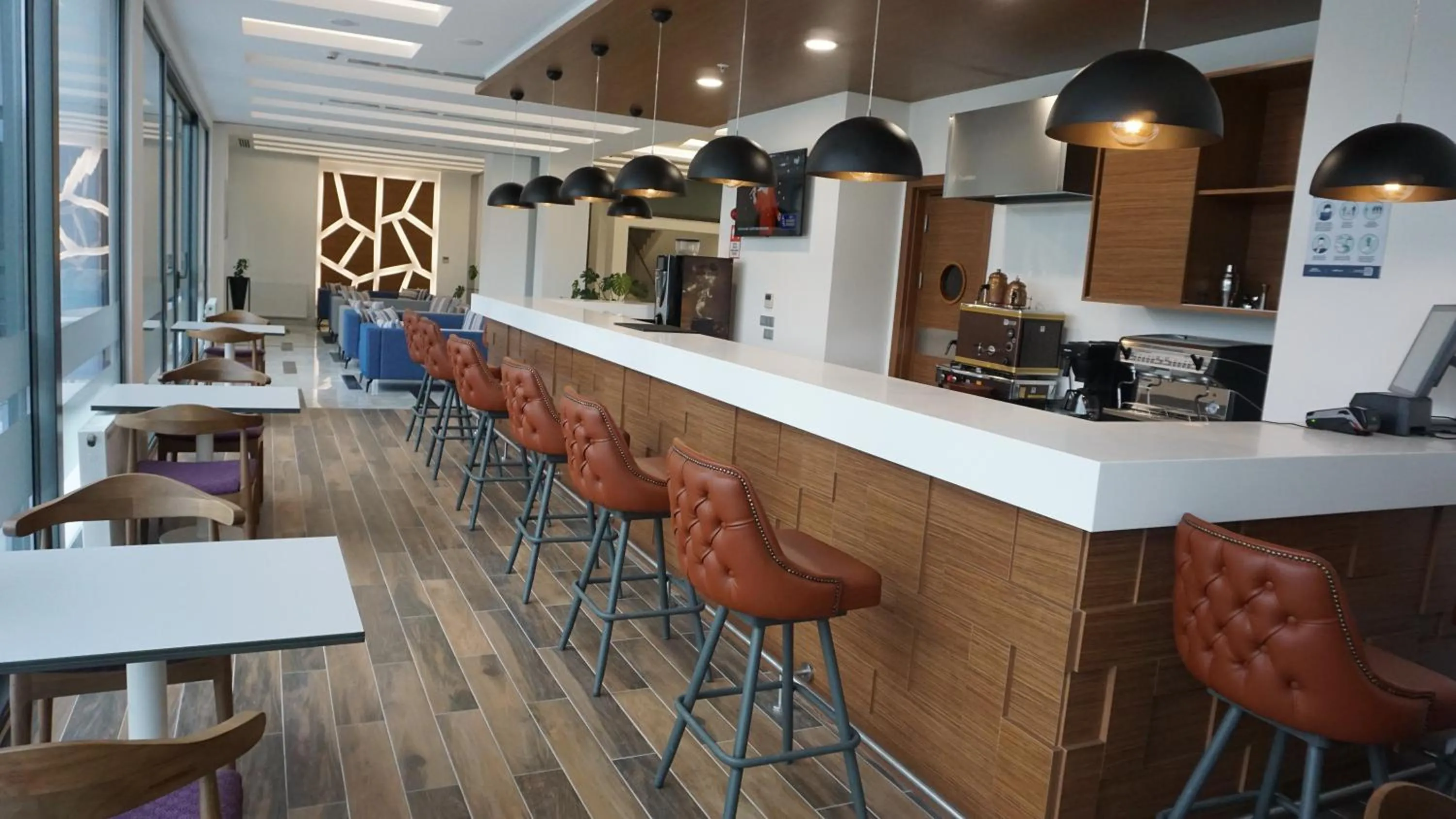 Lounge or bar in TEZMADRA HOTEL