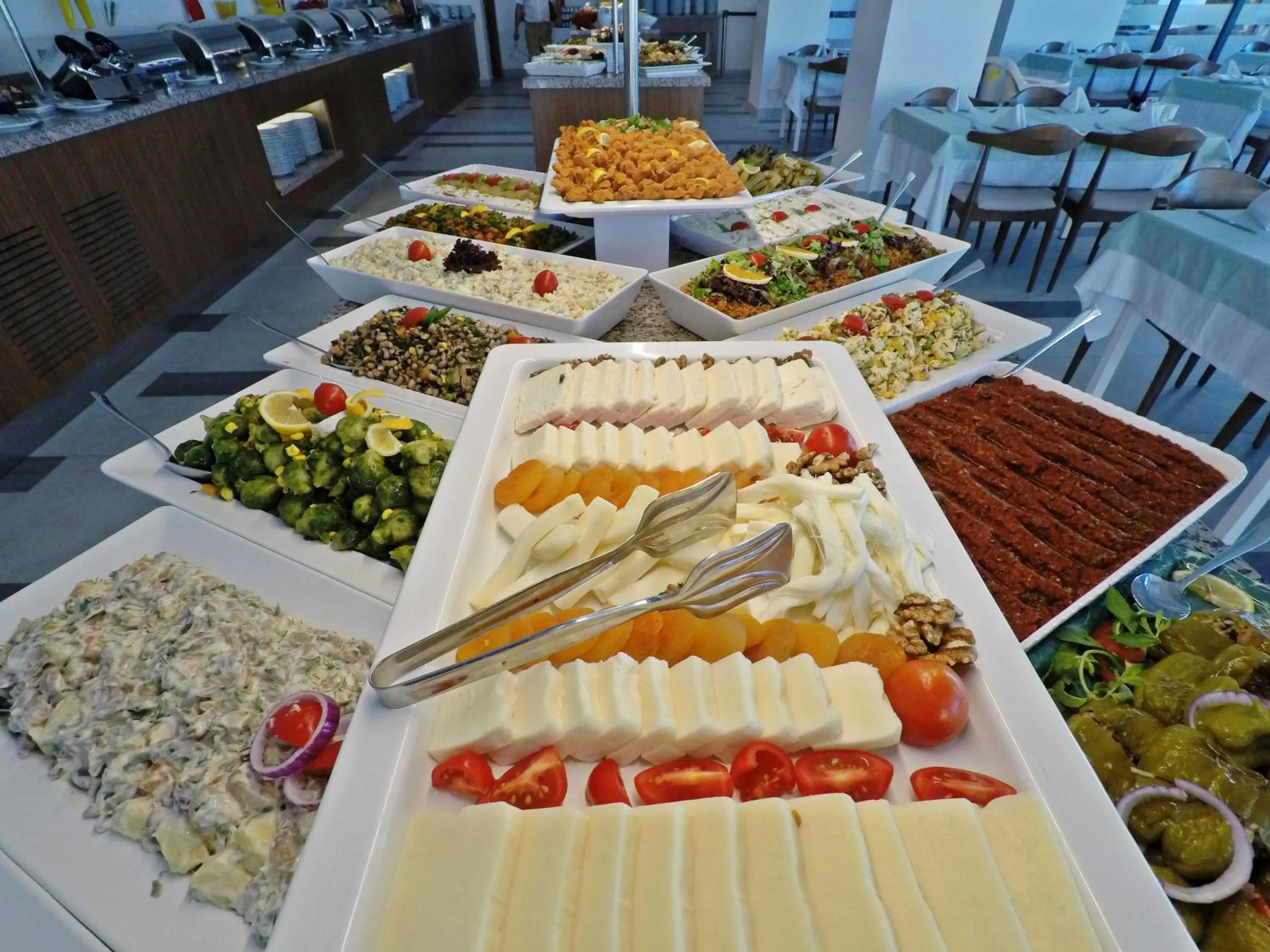 Restaurant/places to eat in TEZMADRA HOTEL