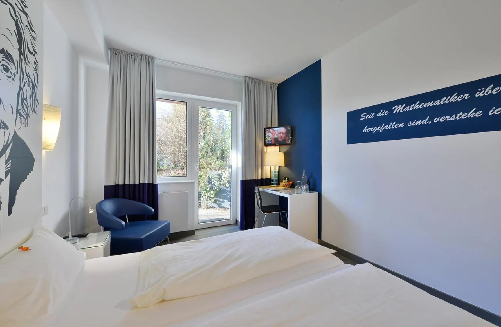 Bedroom, Bed in Hotel Alte Schule