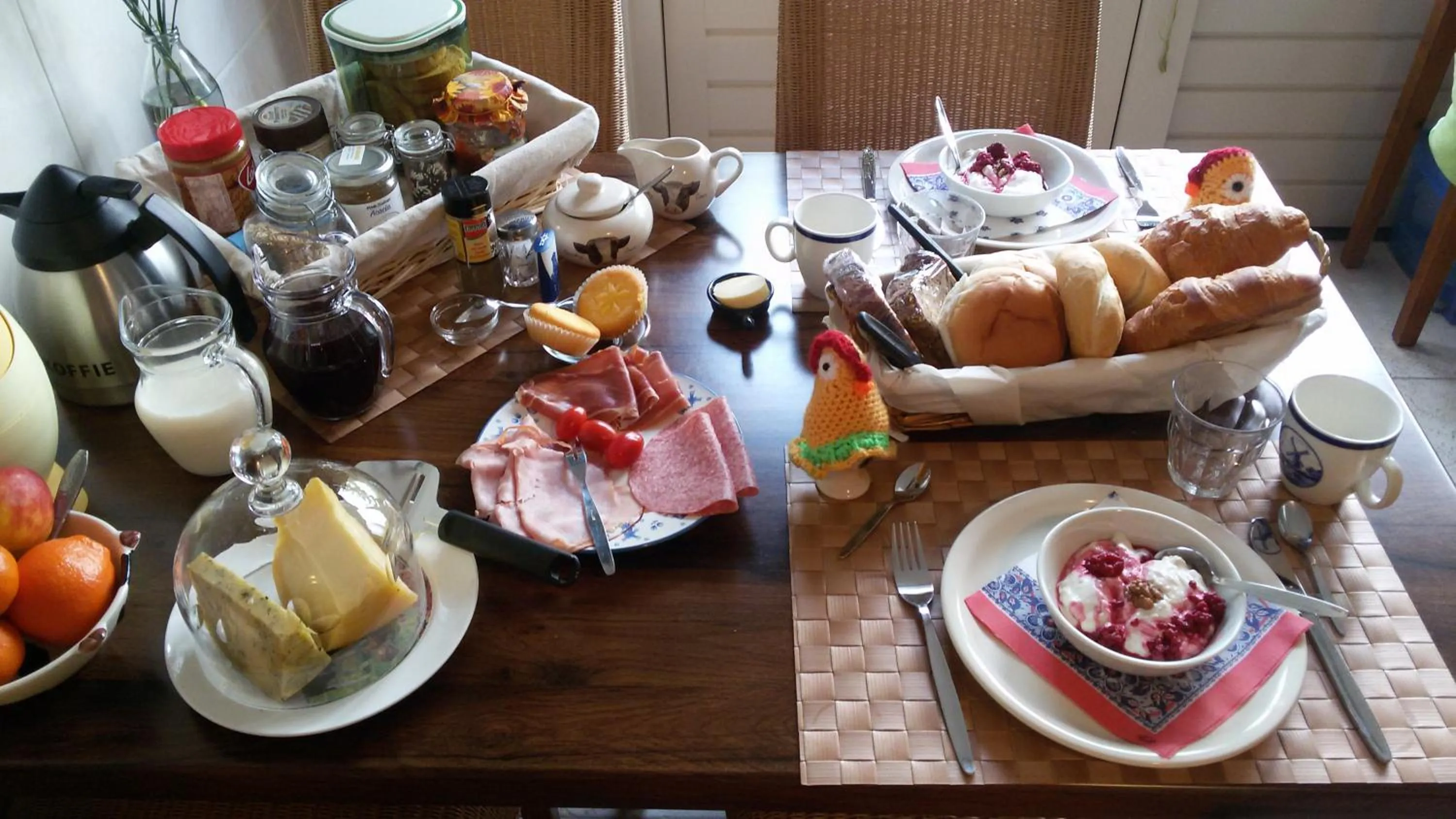 Continental breakfast in Boerderij Hazenveld