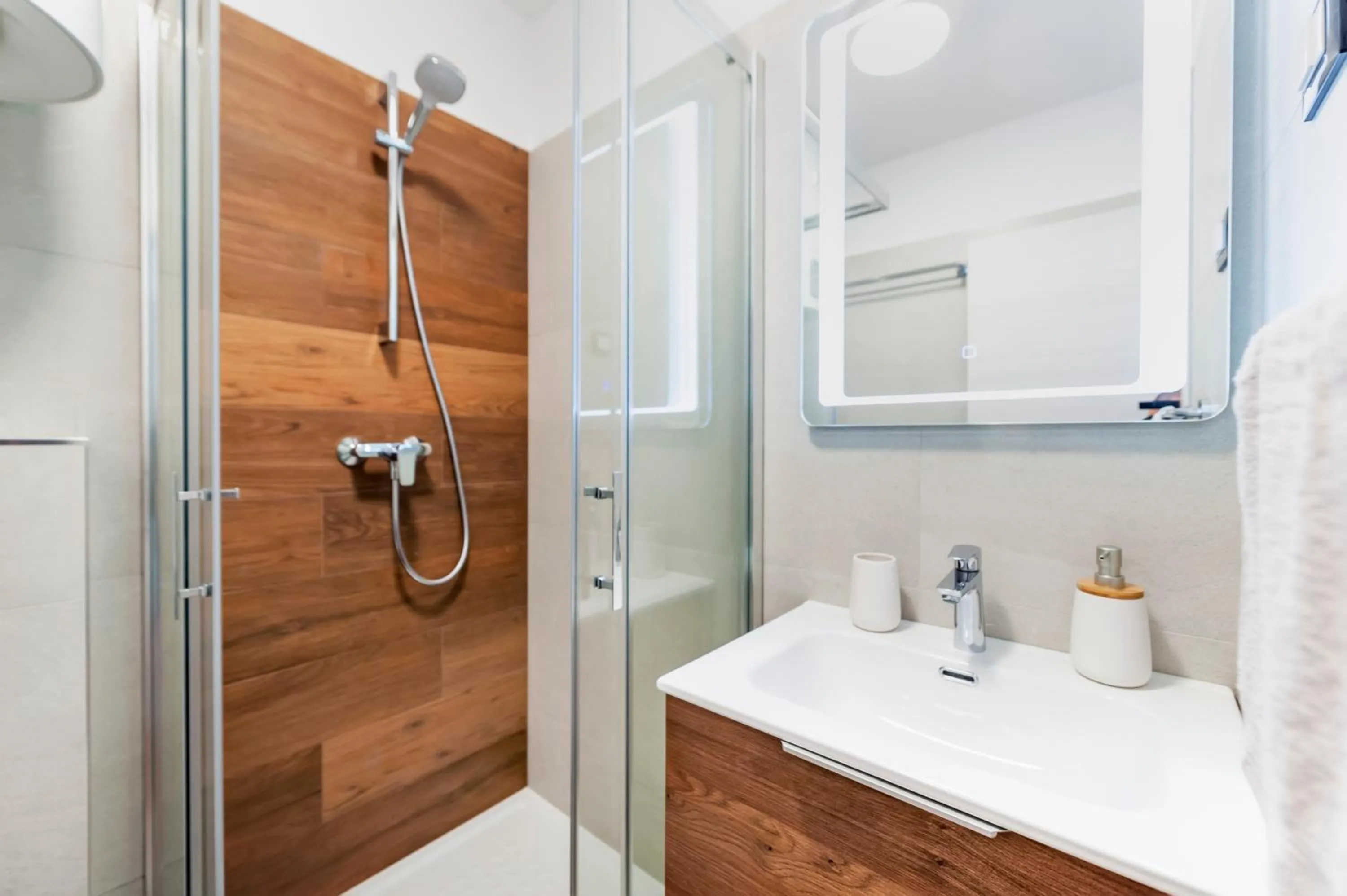 Shower in Apartments Sanja-New renovated