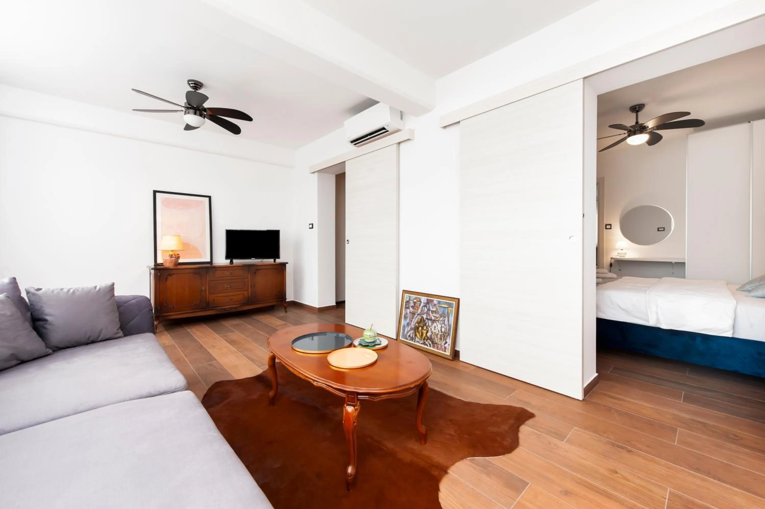 TV and multimedia, Bed in Apartments Sanja-New renovated