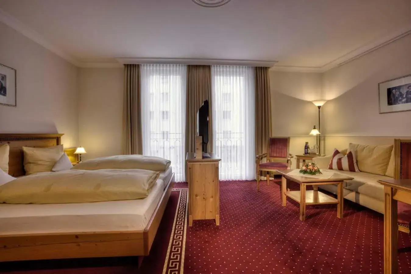 Triple Room - single occupancy in Hotel zum ERDINGER Weißbräu Triple Room - single occupancy in Hotel zum ERDINGER Weißbräu