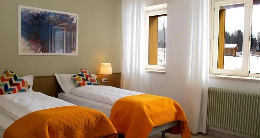 Double or Twin Room with Mountain View in Park Hotel Sancelso