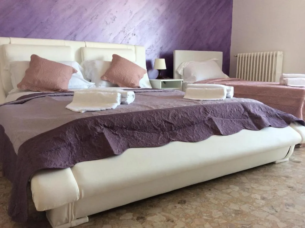 Bed in Chowdhury House