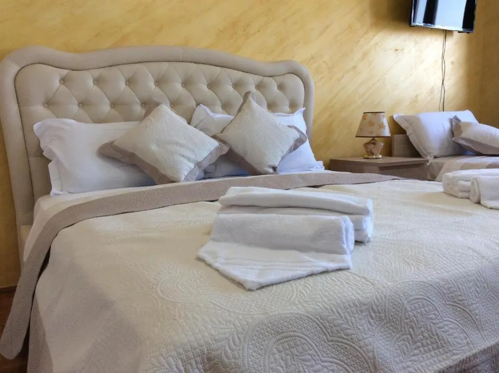 Bed in Chowdhury House