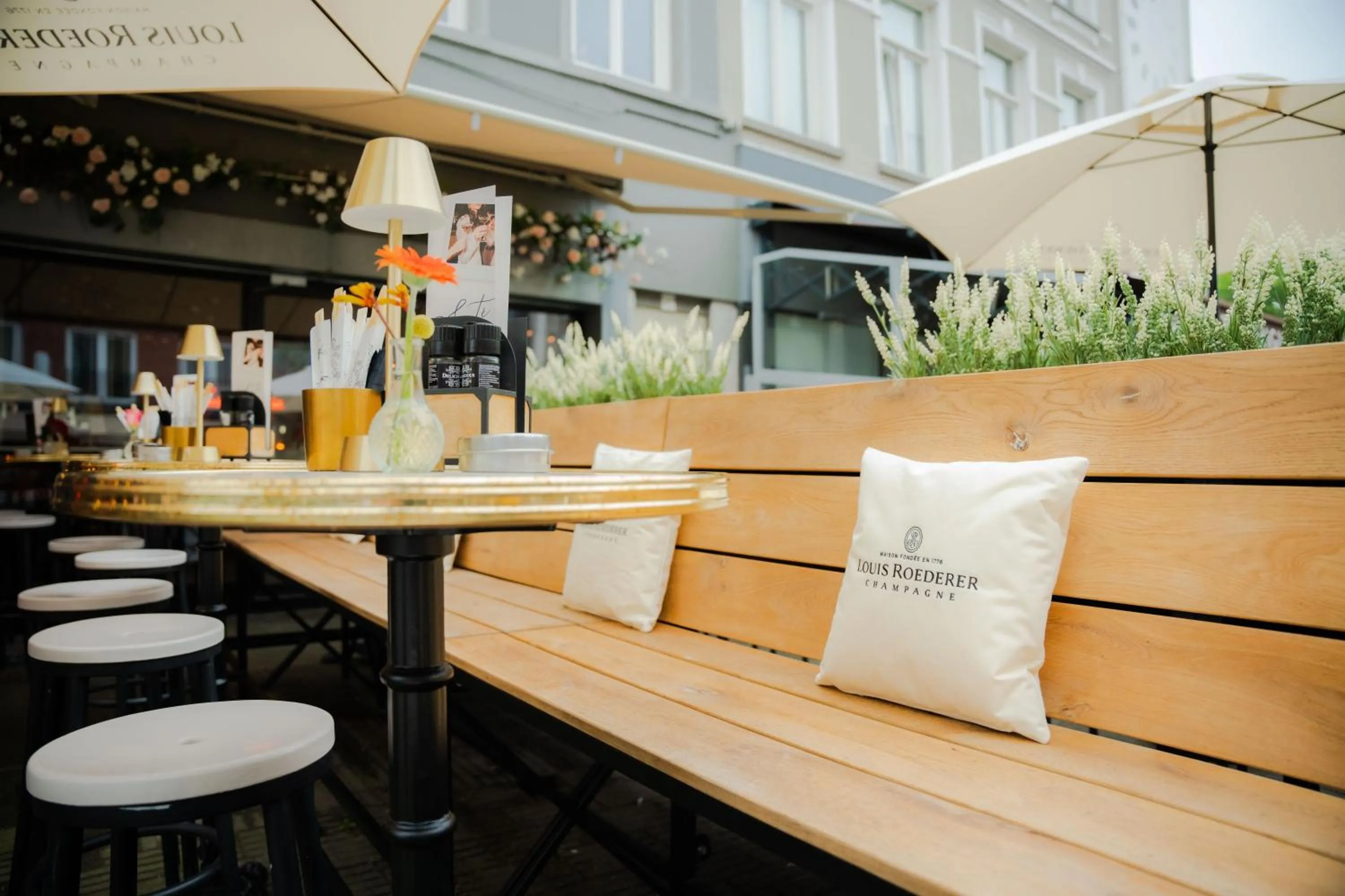 Lounge or bar in Boutique hotel van Ham