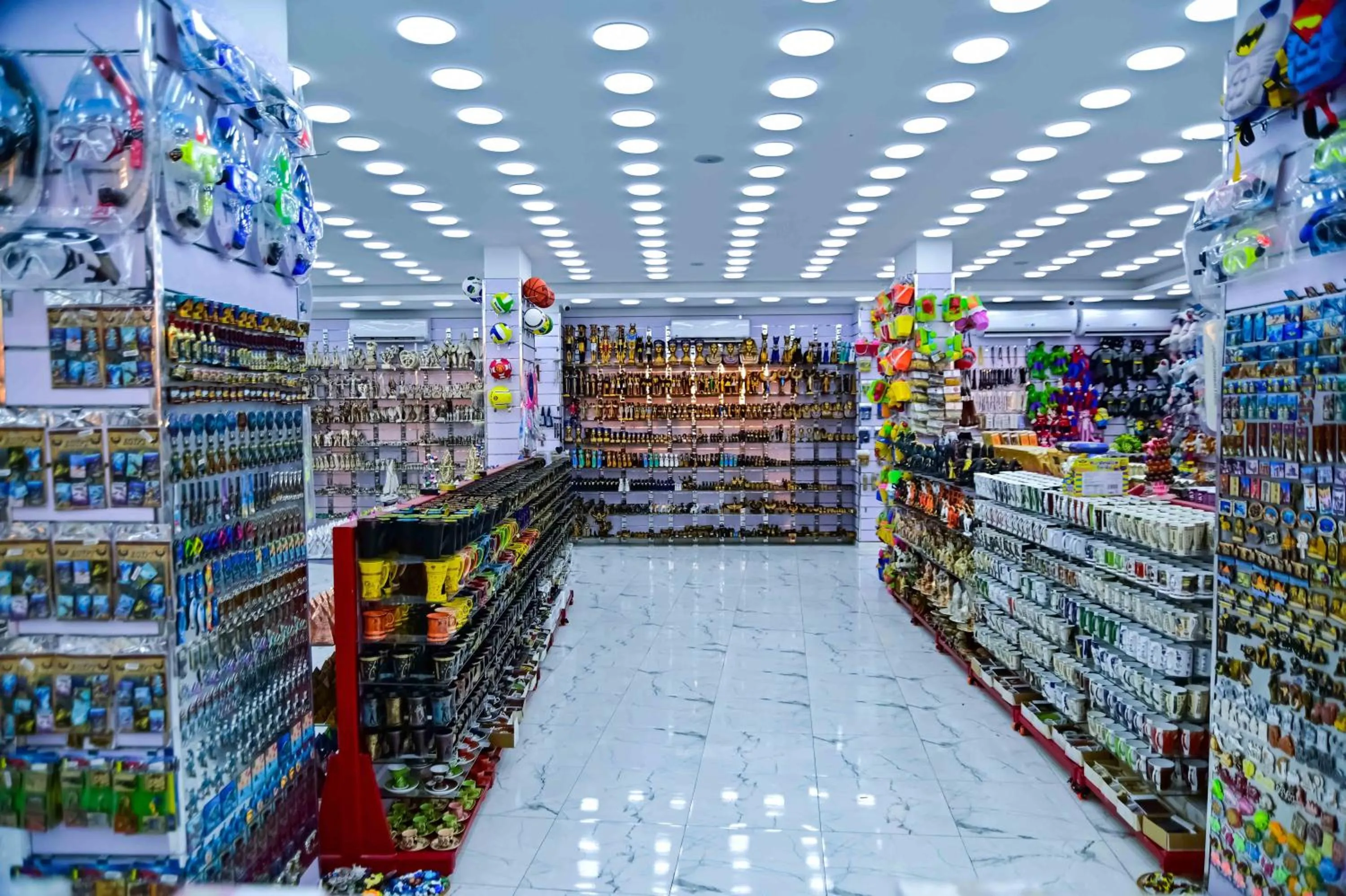 On-site shops in New Eagles Aqua Park Resort