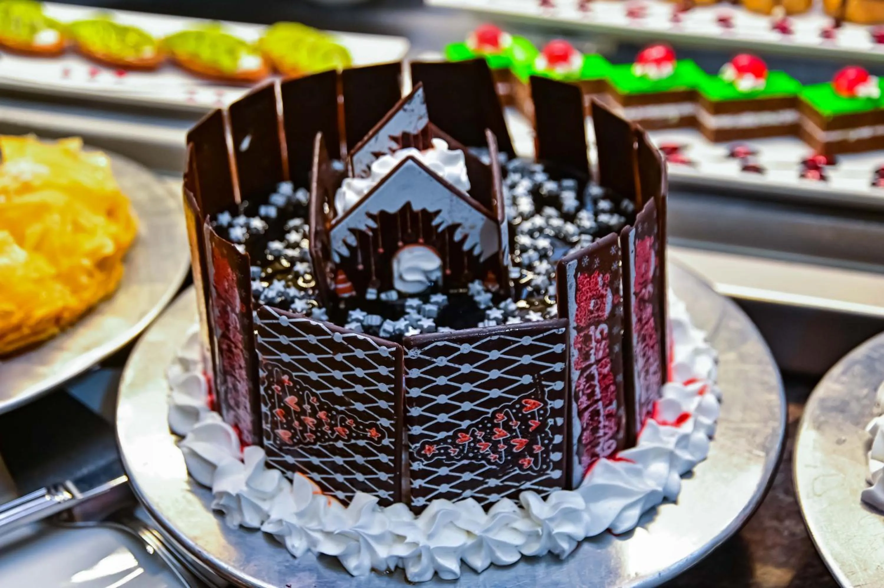 Food and drinks in New Eagles Aqua Park Resort