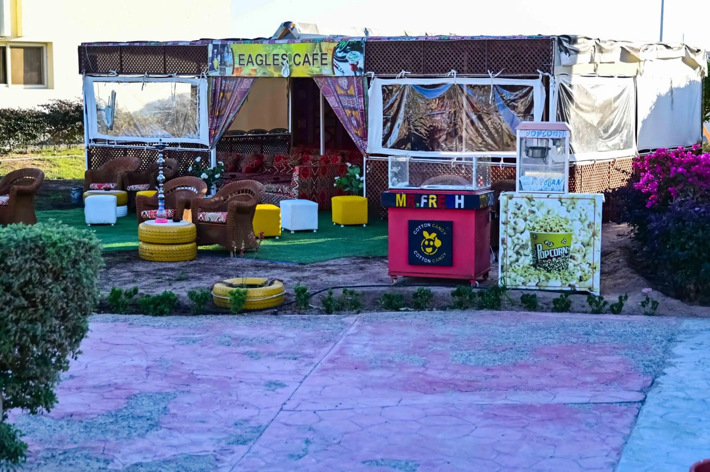 Coffee/tea facilities in New Eagles Aqua Park Resort