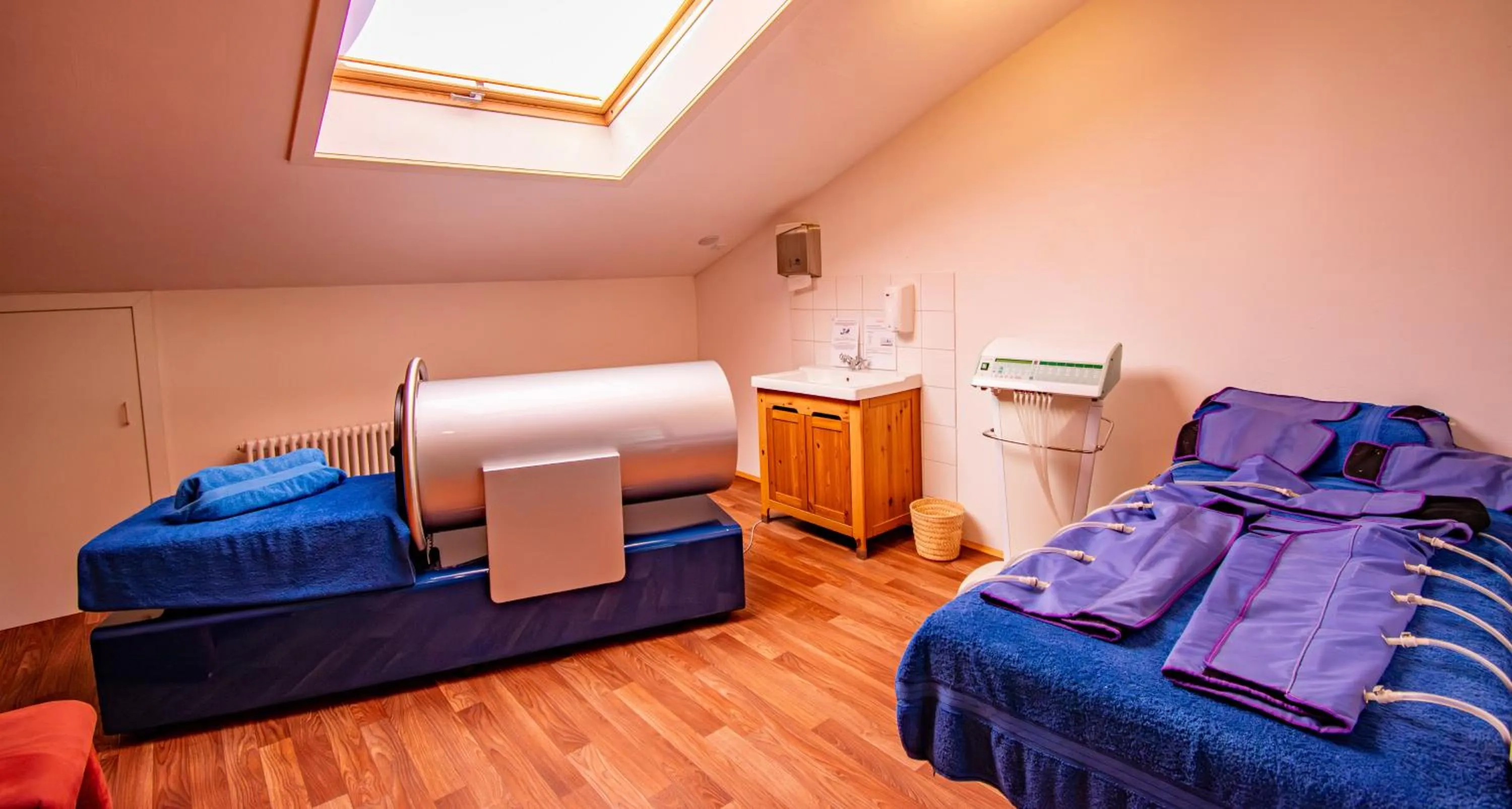 Spa and wellness centre/facilities, Bed in Vital- und Wellnesshotel Albblick