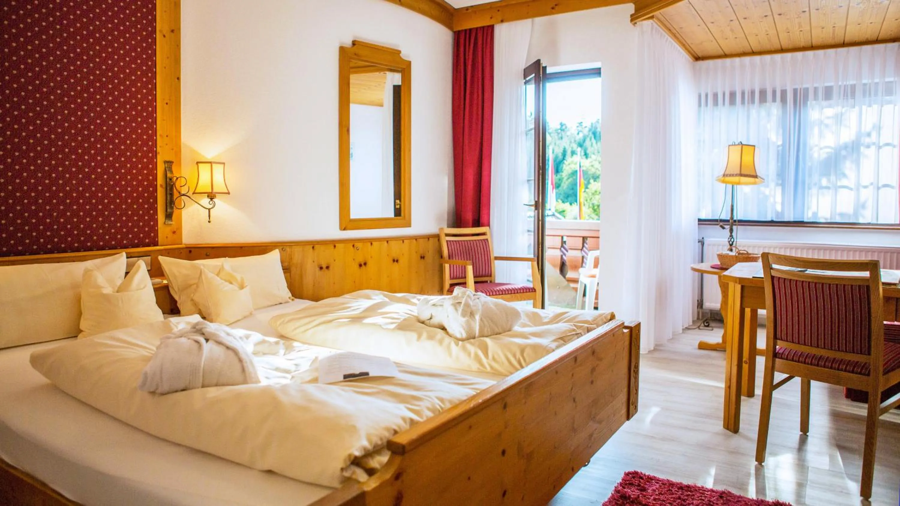 Photo of the whole room, Bed in Vital- und Wellnesshotel Albblick