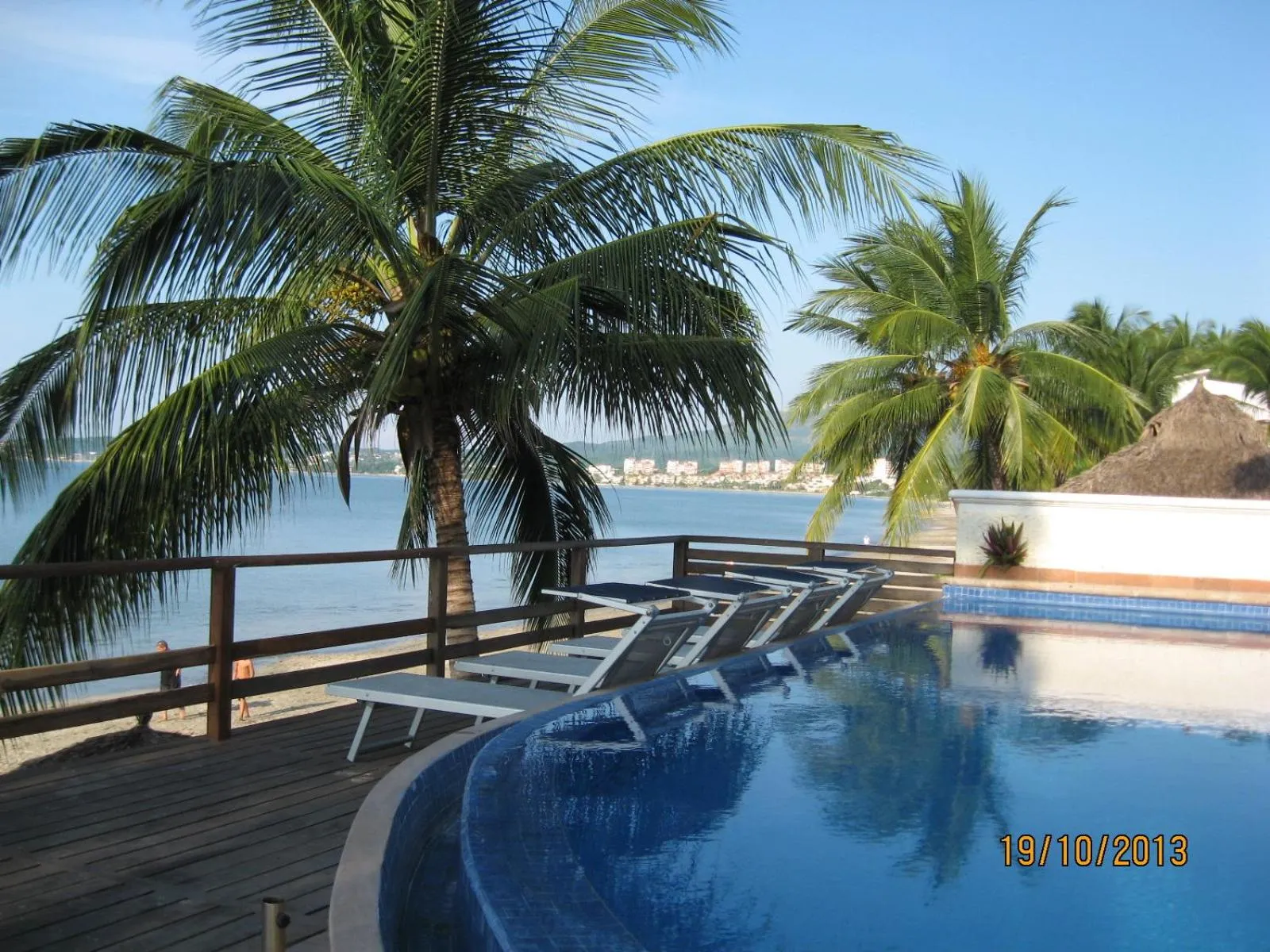 Swimming pool in Banderas Suites