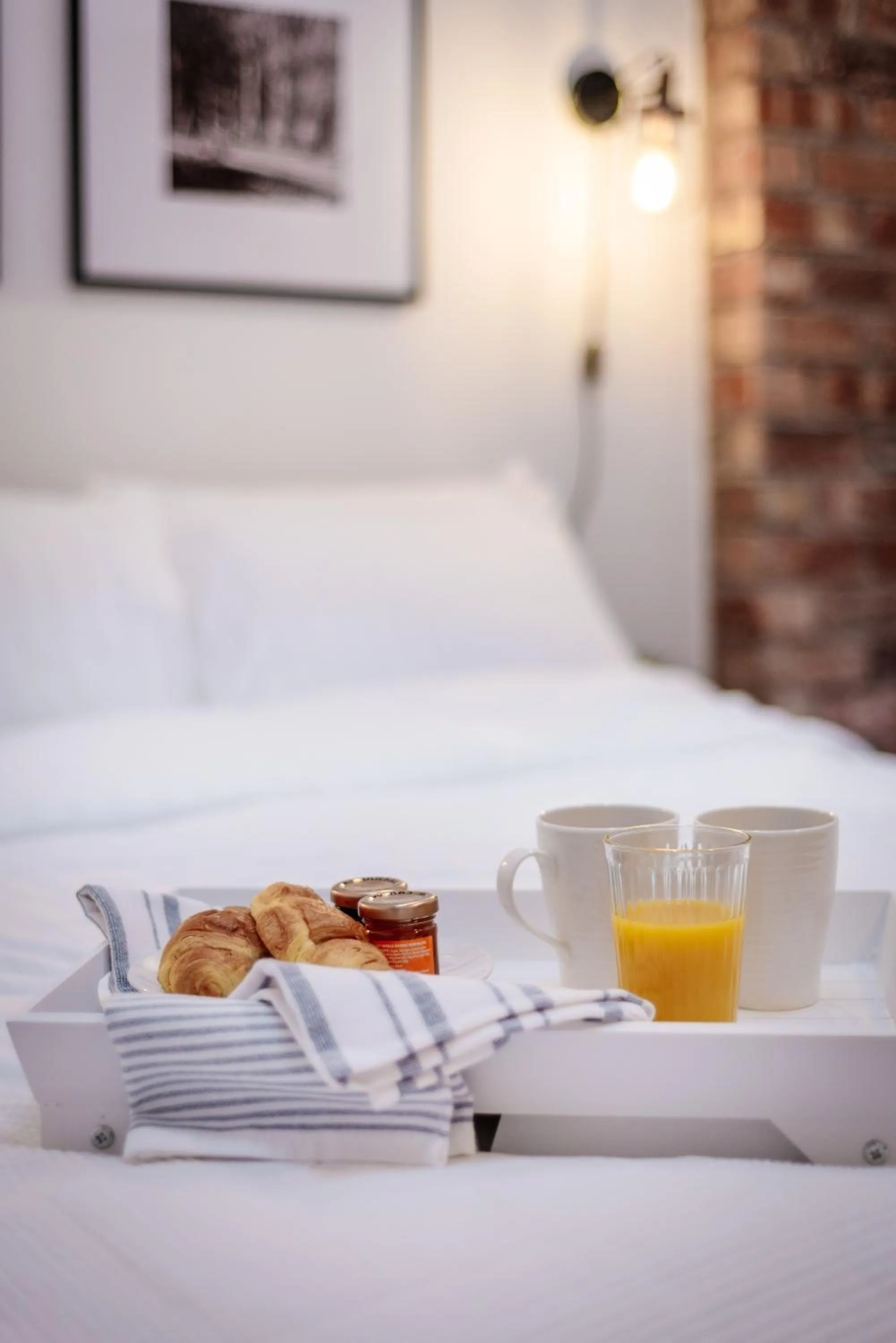 Bed in 14-16 Grosvenor Street Stylish Apartments - Chester