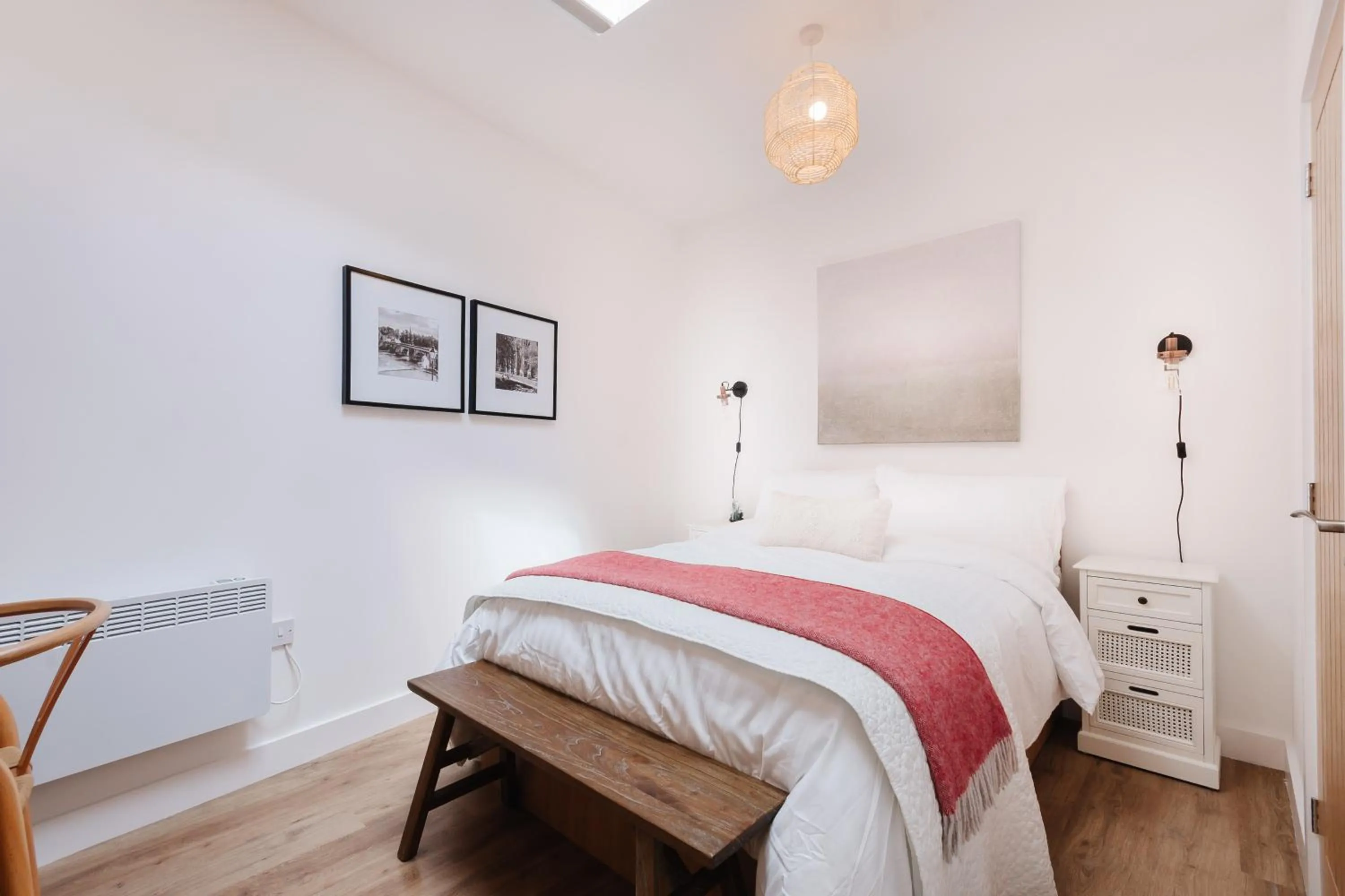 Bed in 14-16 Grosvenor Street Stylish Apartments - Chester