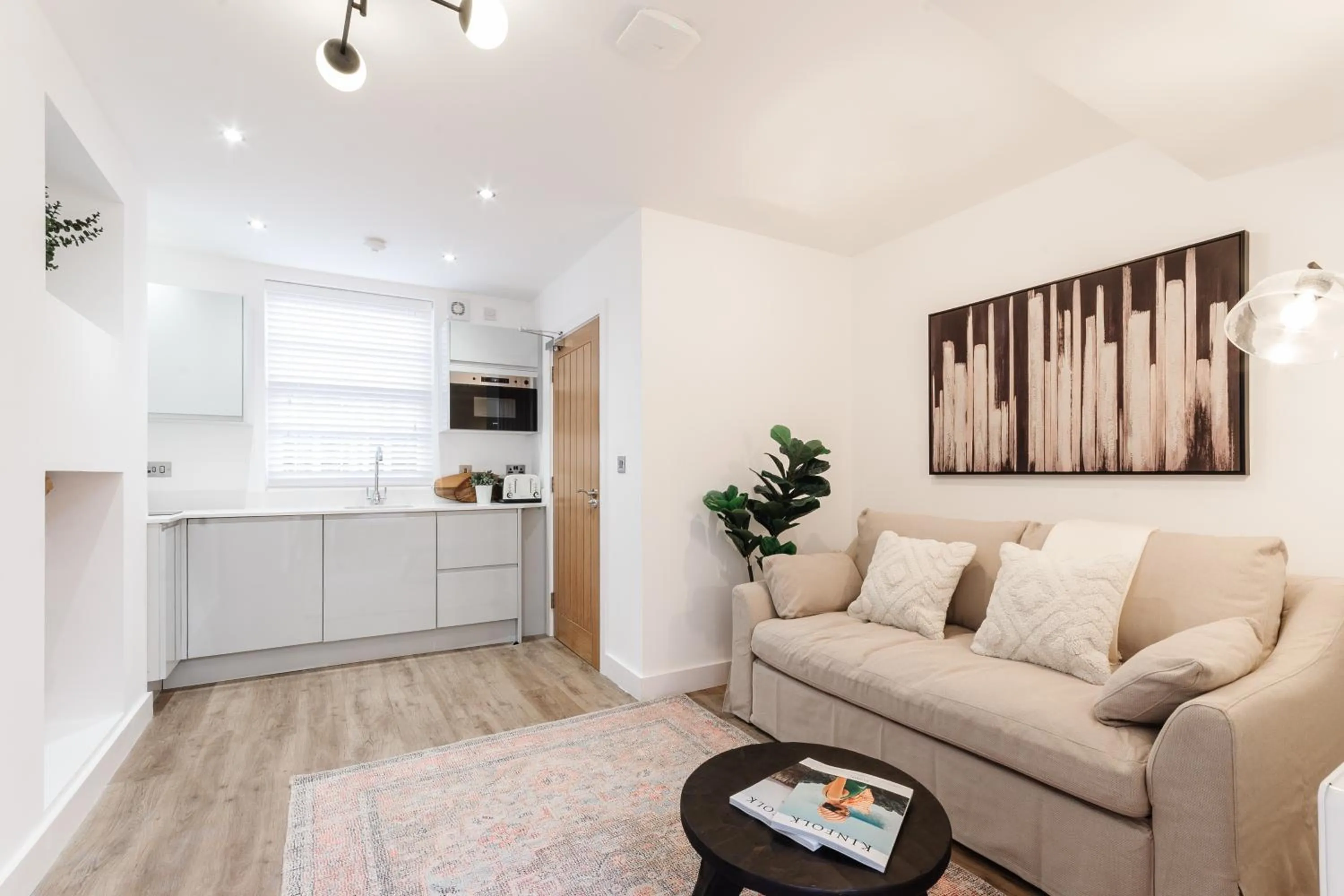 Kitchen or kitchenette in 14-16 Grosvenor Street Stylish Apartments - Chester