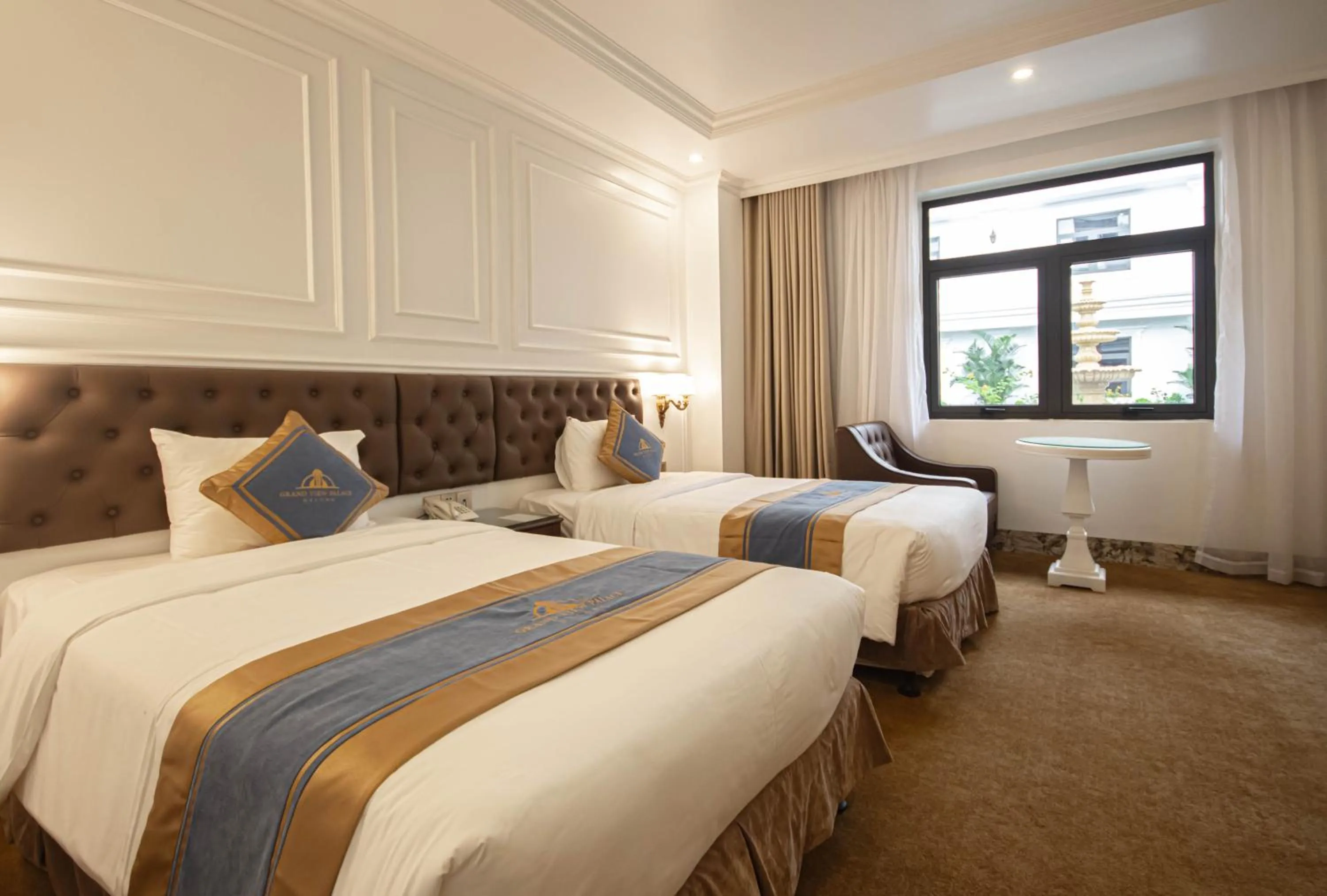 Bedroom, Bed in GRAND VIEW PALACE HA LONG HOTEL