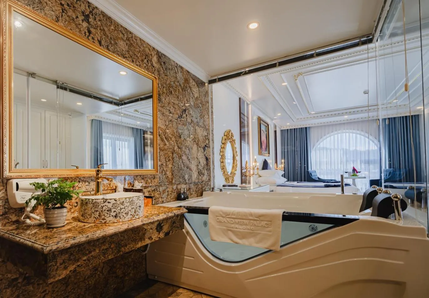 GRAND VIEW PALACE HA LONG HOTEL