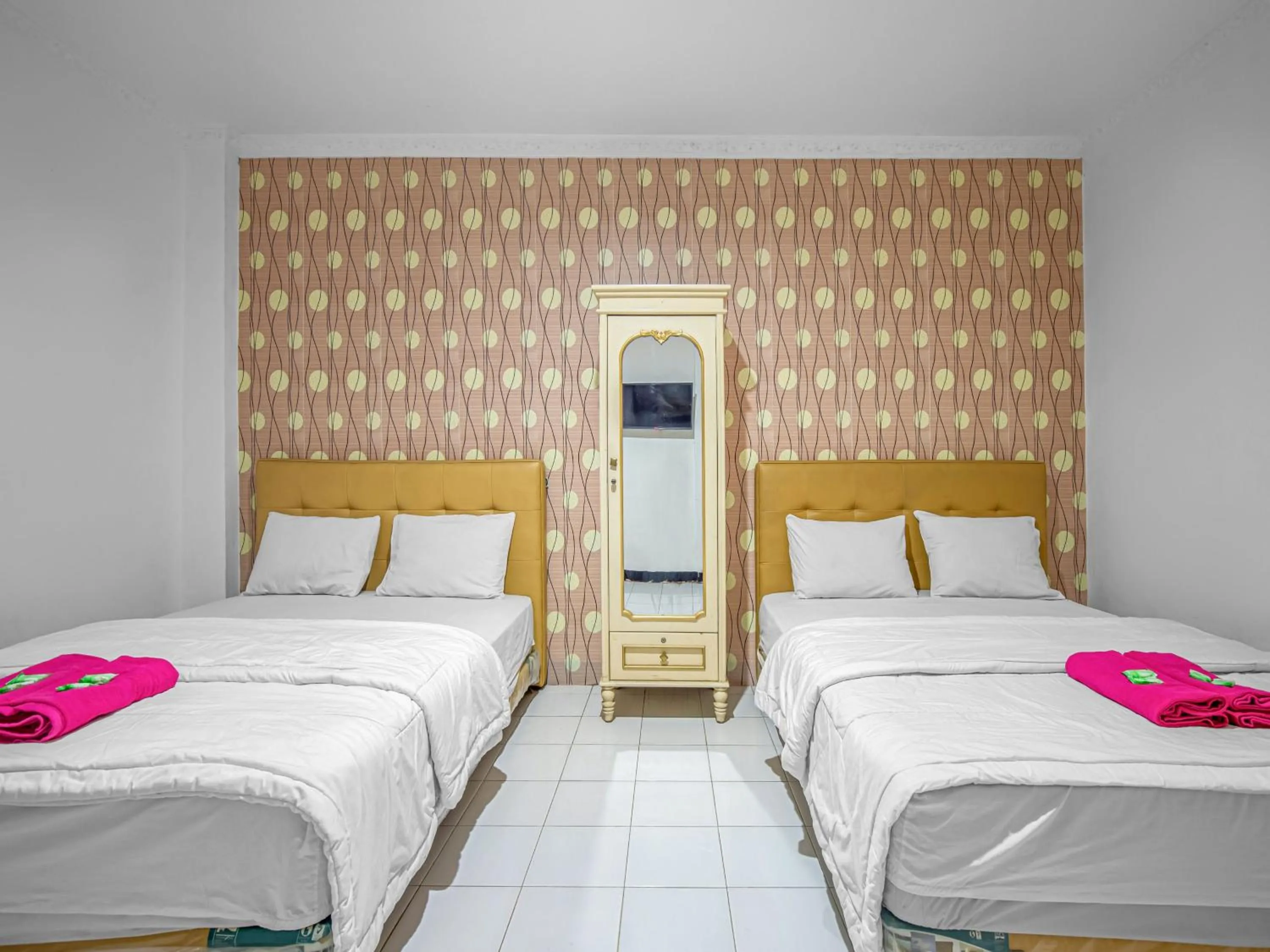 Bed in Hotel Cempaka Sari