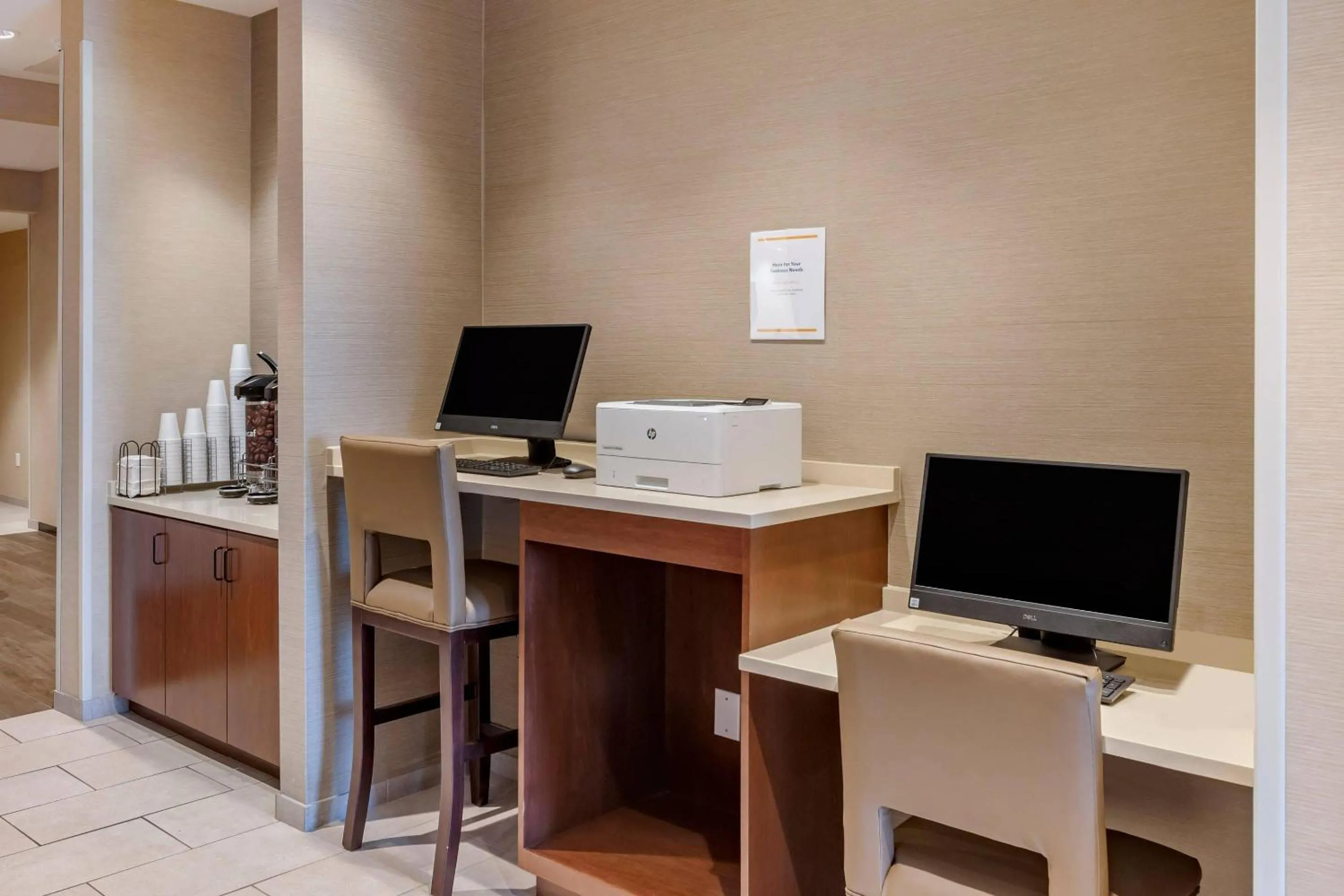 Business facilities in Comfort Inn & Suites