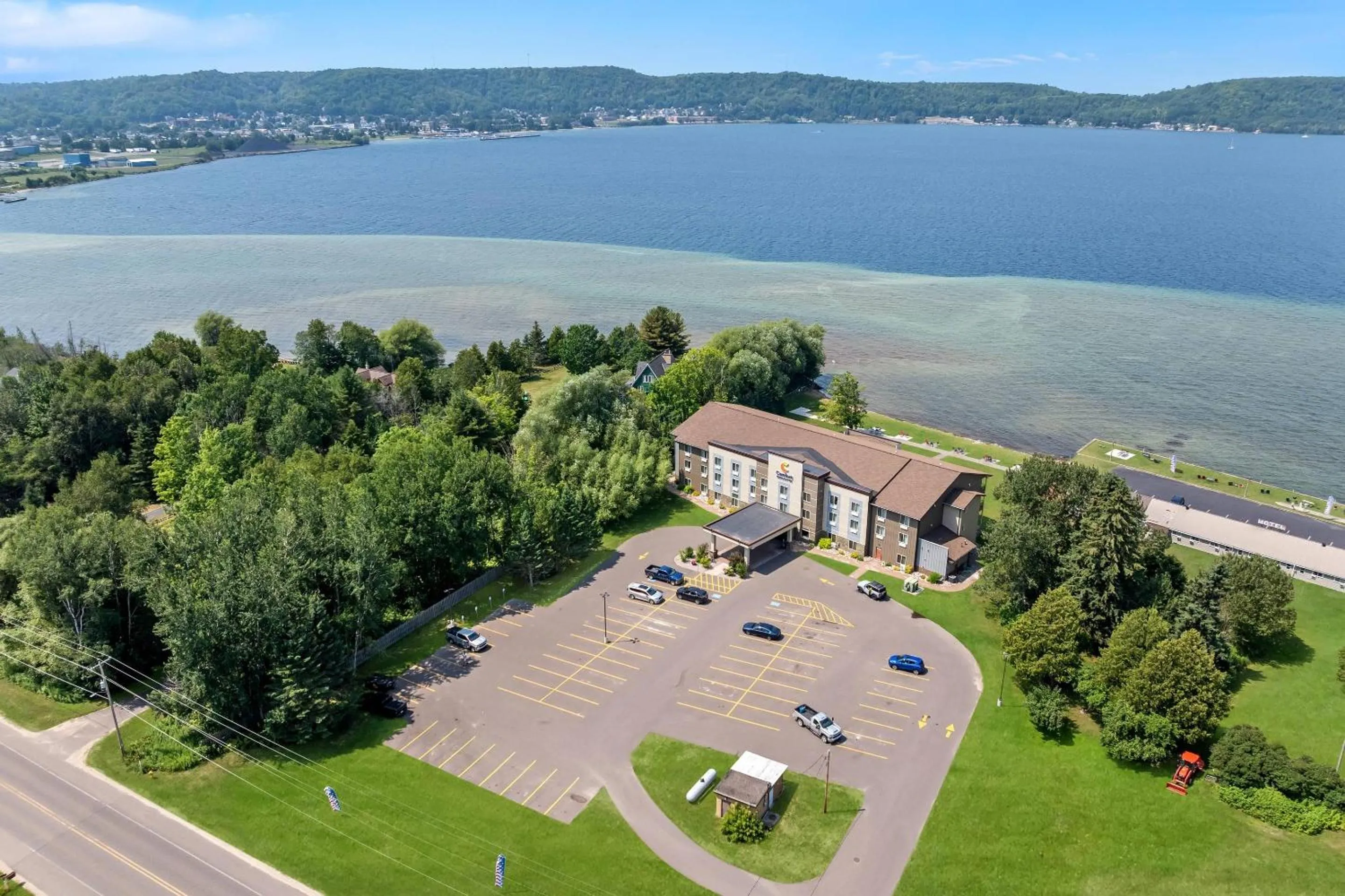 Property building in Comfort Inn & Suites Munising-Lakefront