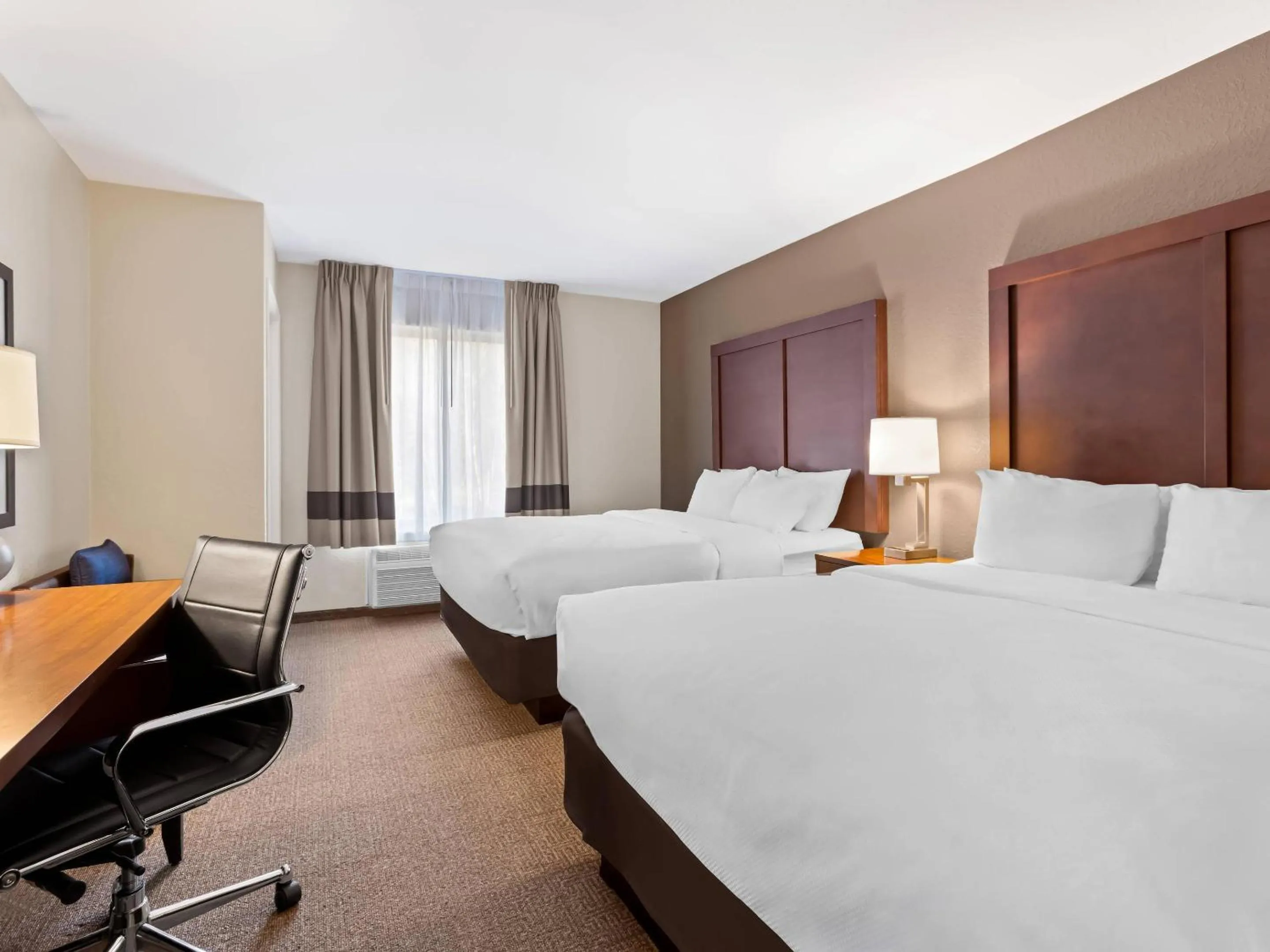 Bedroom, Bed in Comfort Inn & Suites Munising-Lakefront