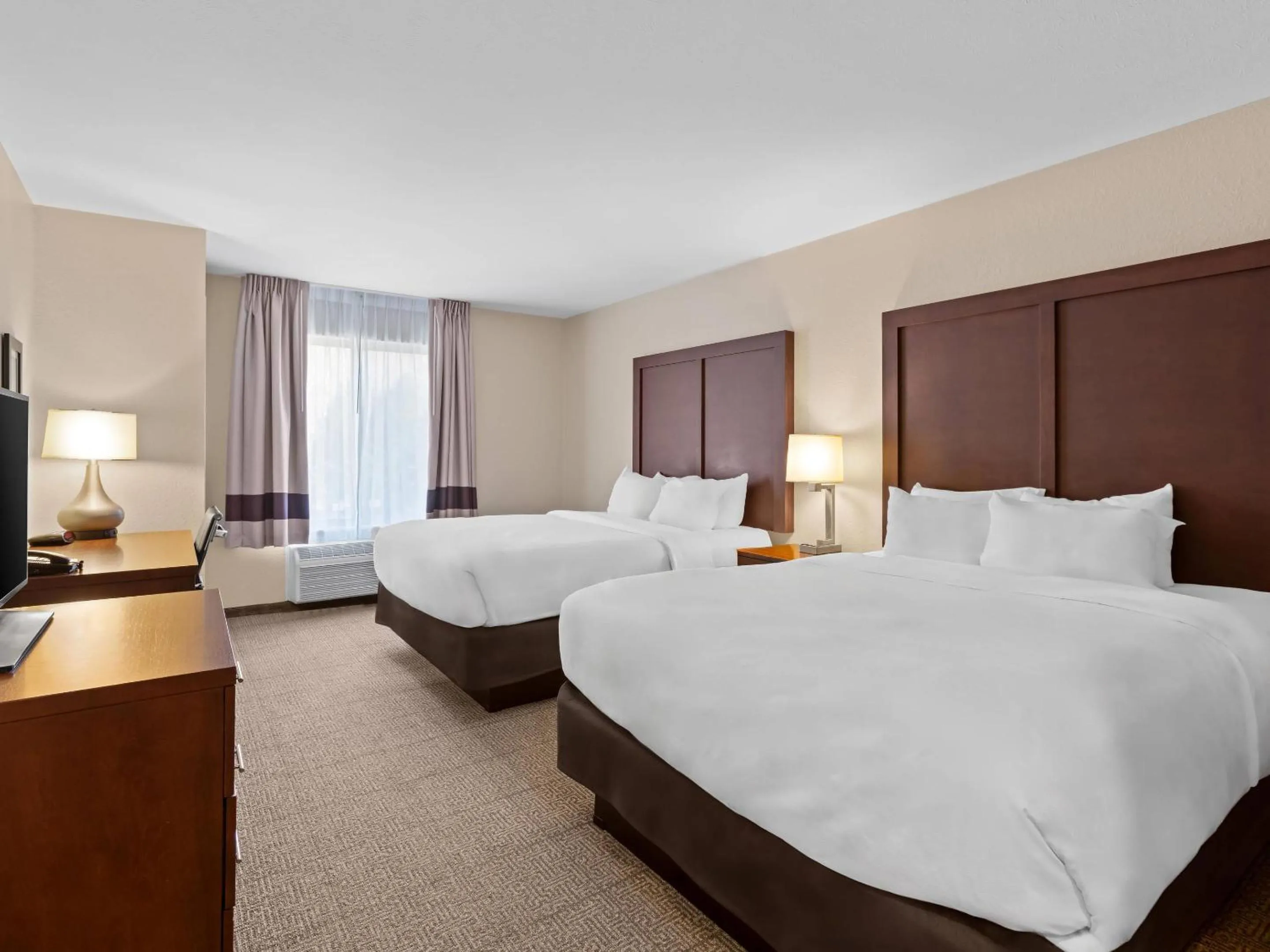 Bedroom, Bed in Comfort Inn & Suites Munising-Lakefront