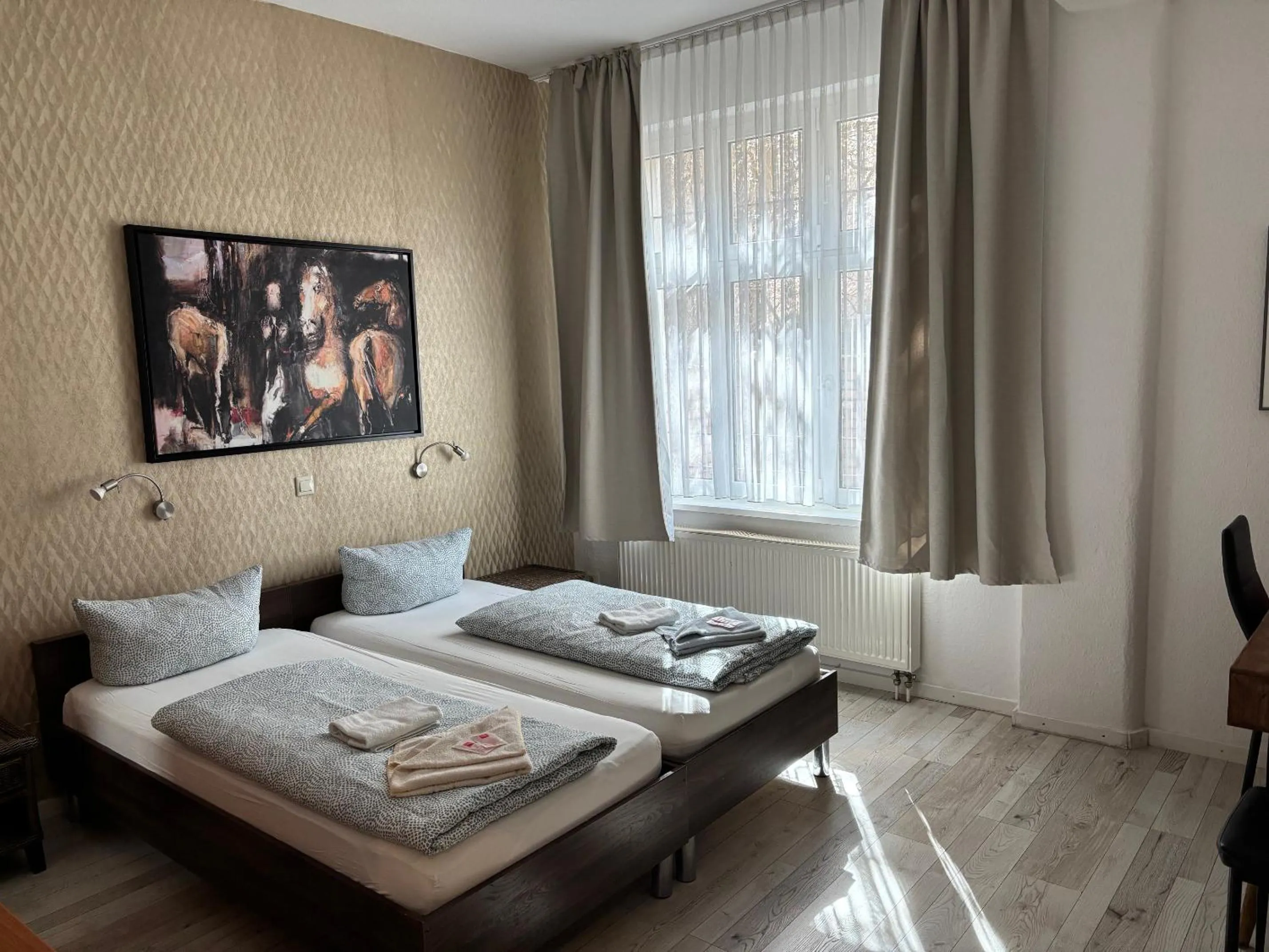 Photo of the whole room, Bed in Bornholmer Hof im Prenzlauer Berg