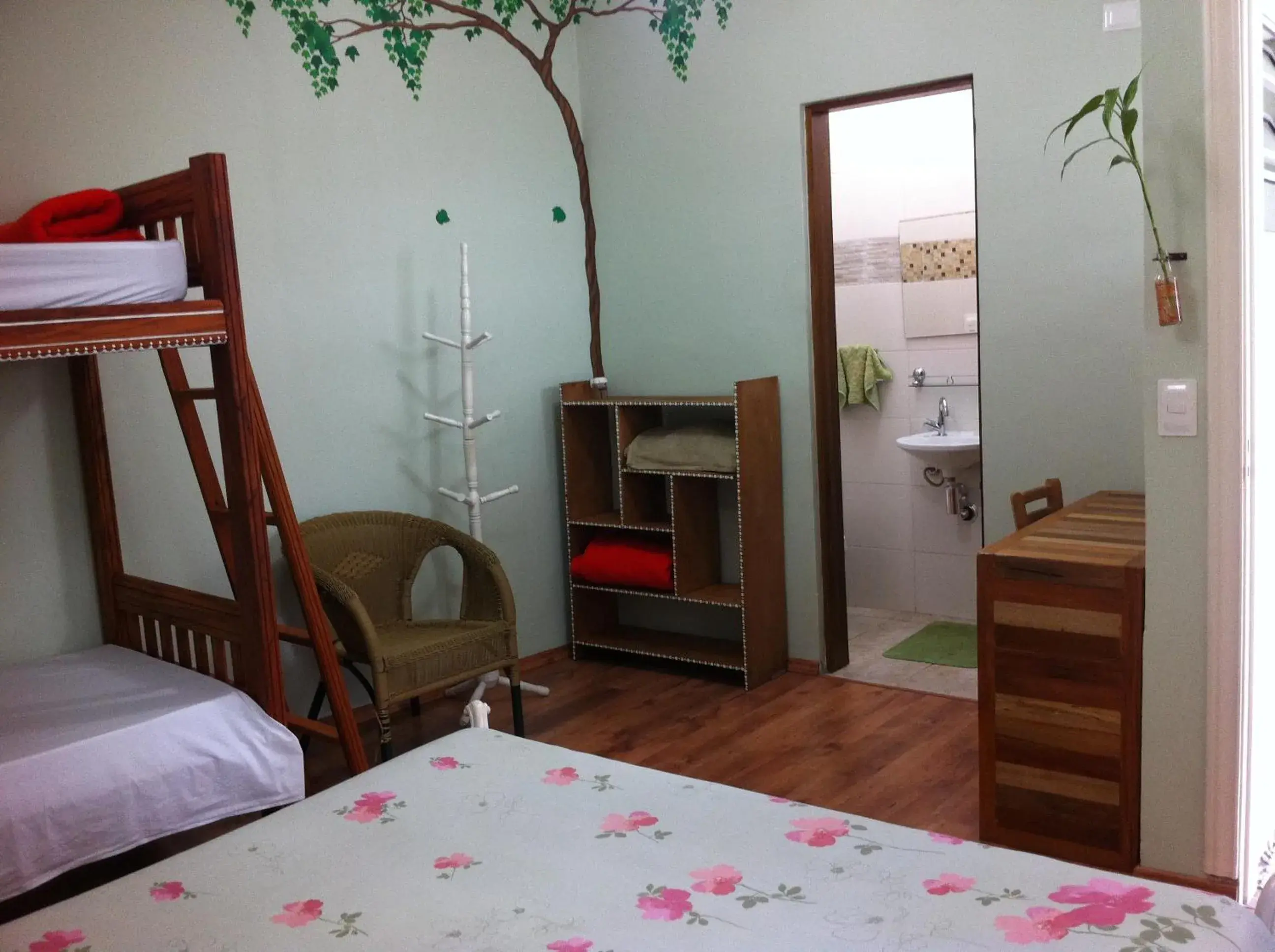 Large Double or Twin Room - single occupancy in Zen Hostel Brasil - Hotel e SPA Large Double or Twin Room - single occupancy in Zen Hostel Brasil - Hotel e SPA