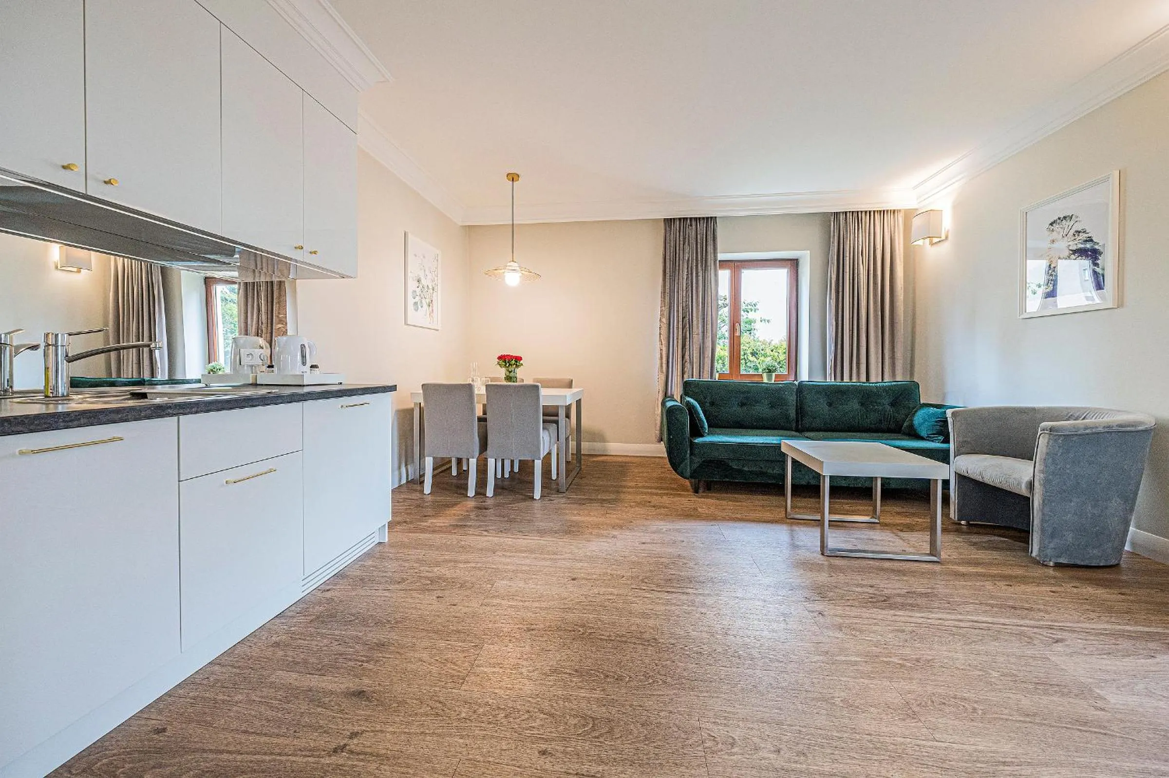 Kitchen or kitchenette in Apartamenty Martini