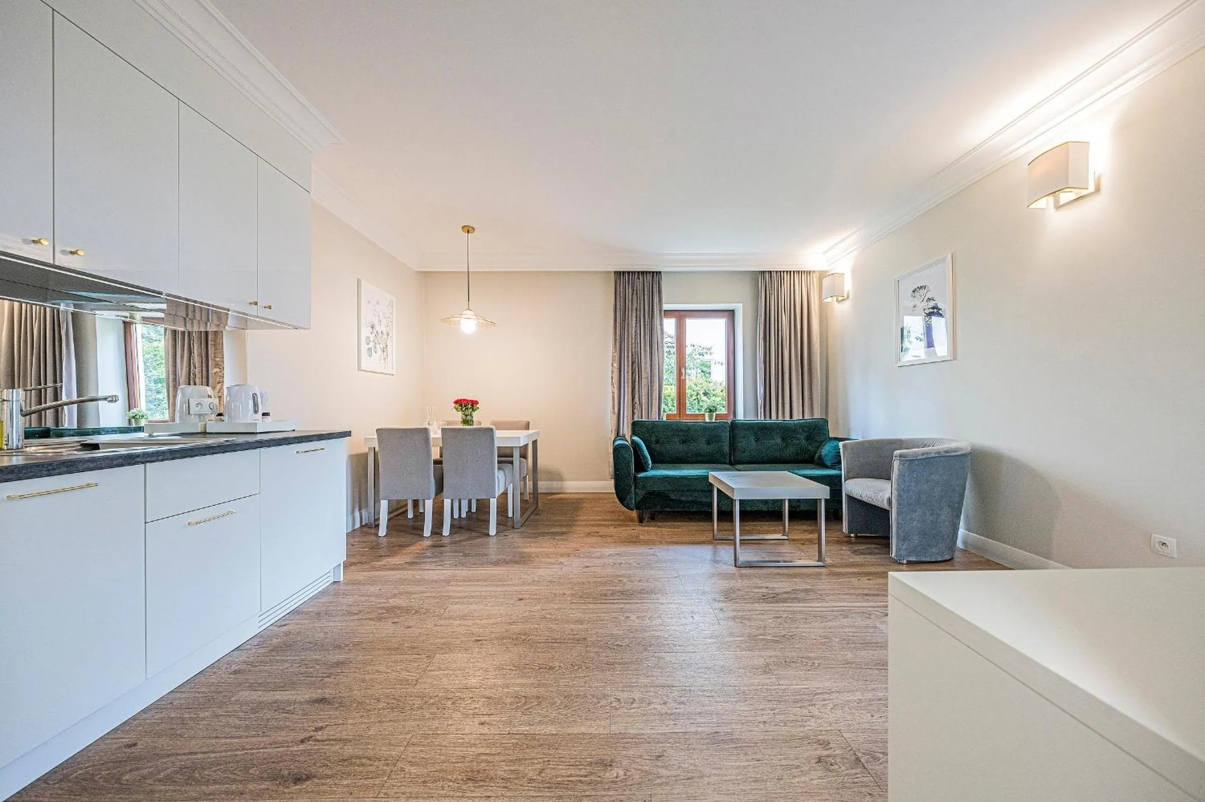 Kitchen or kitchenette in Apartamenty Martini