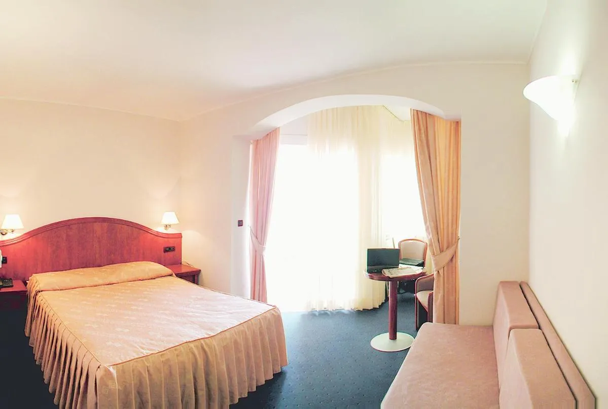 Day, Bed in Hotel Villa Marija