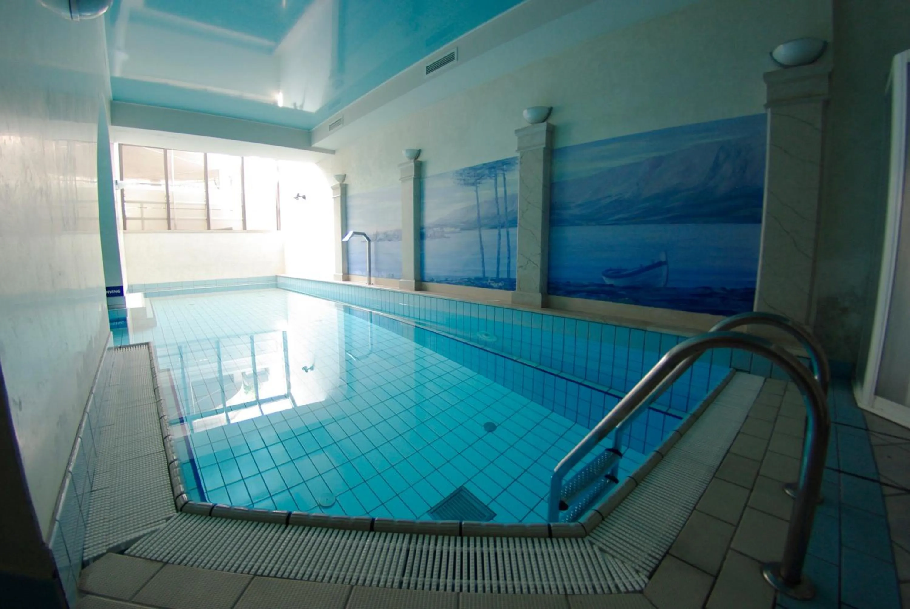 Swimming pool in Hotel Villa Marija