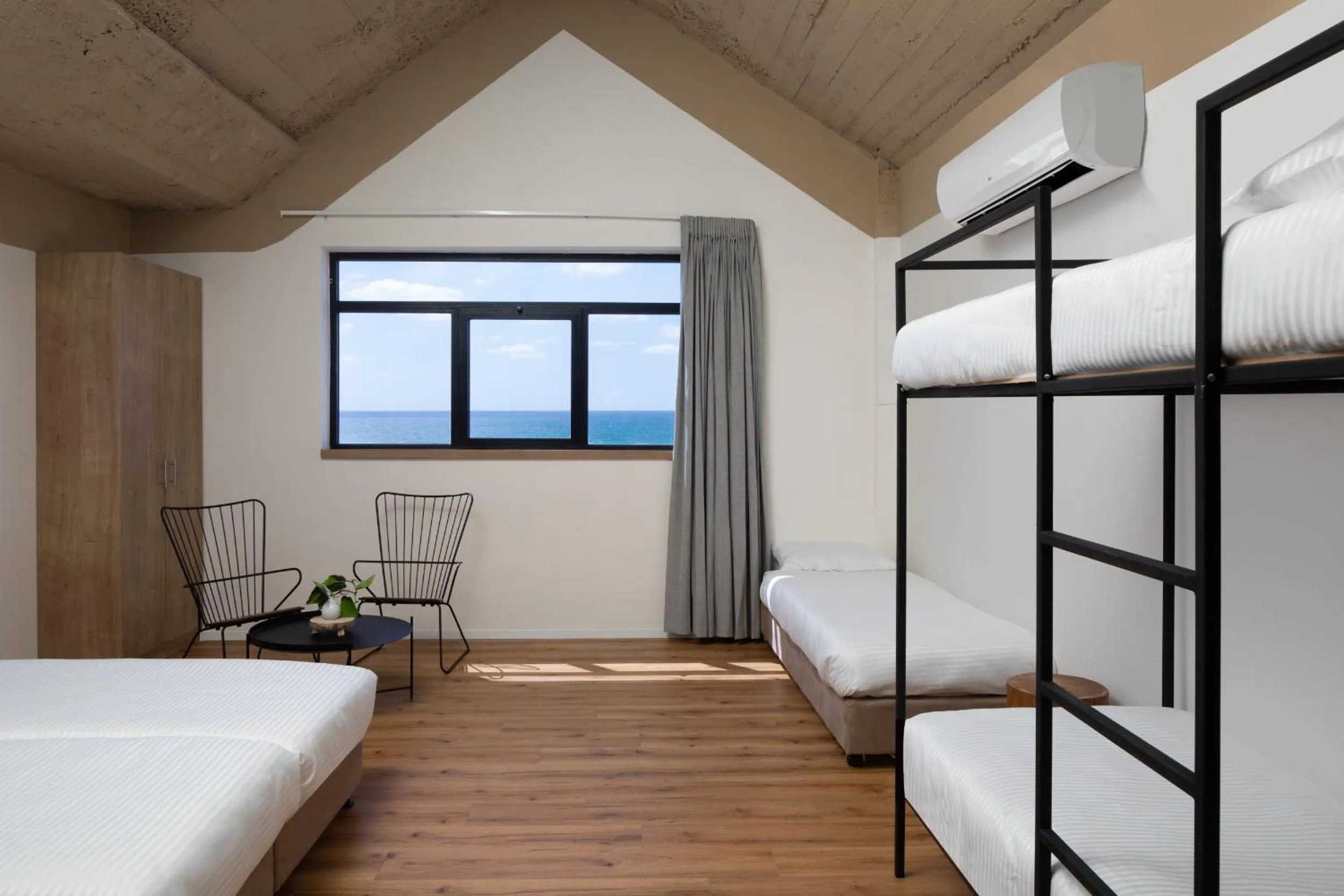 Bed in 180 Boutique Hostel