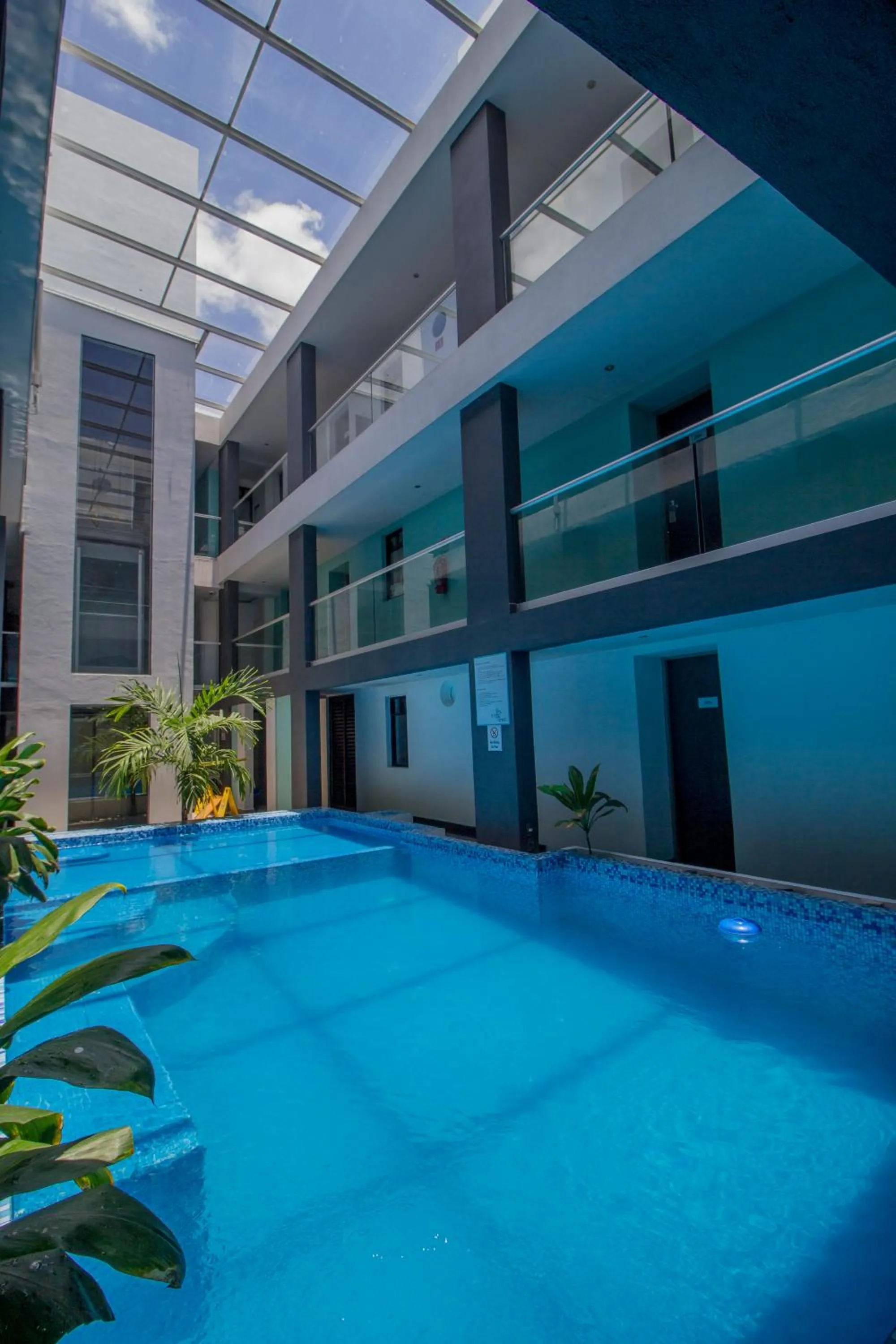 Swimming pool in Hotel Flamingo Merida