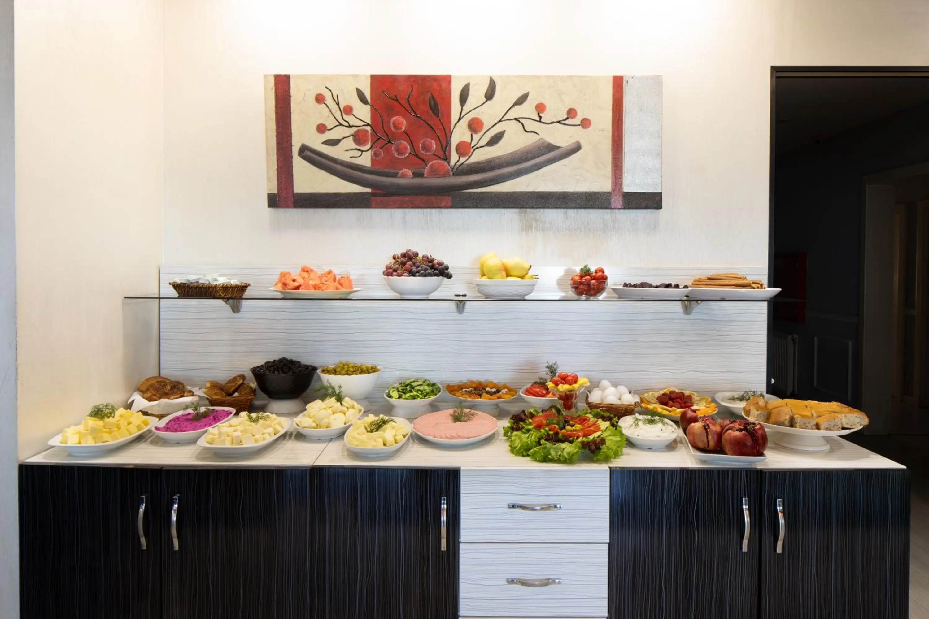 Breakfast in Family Time Suites Hotel