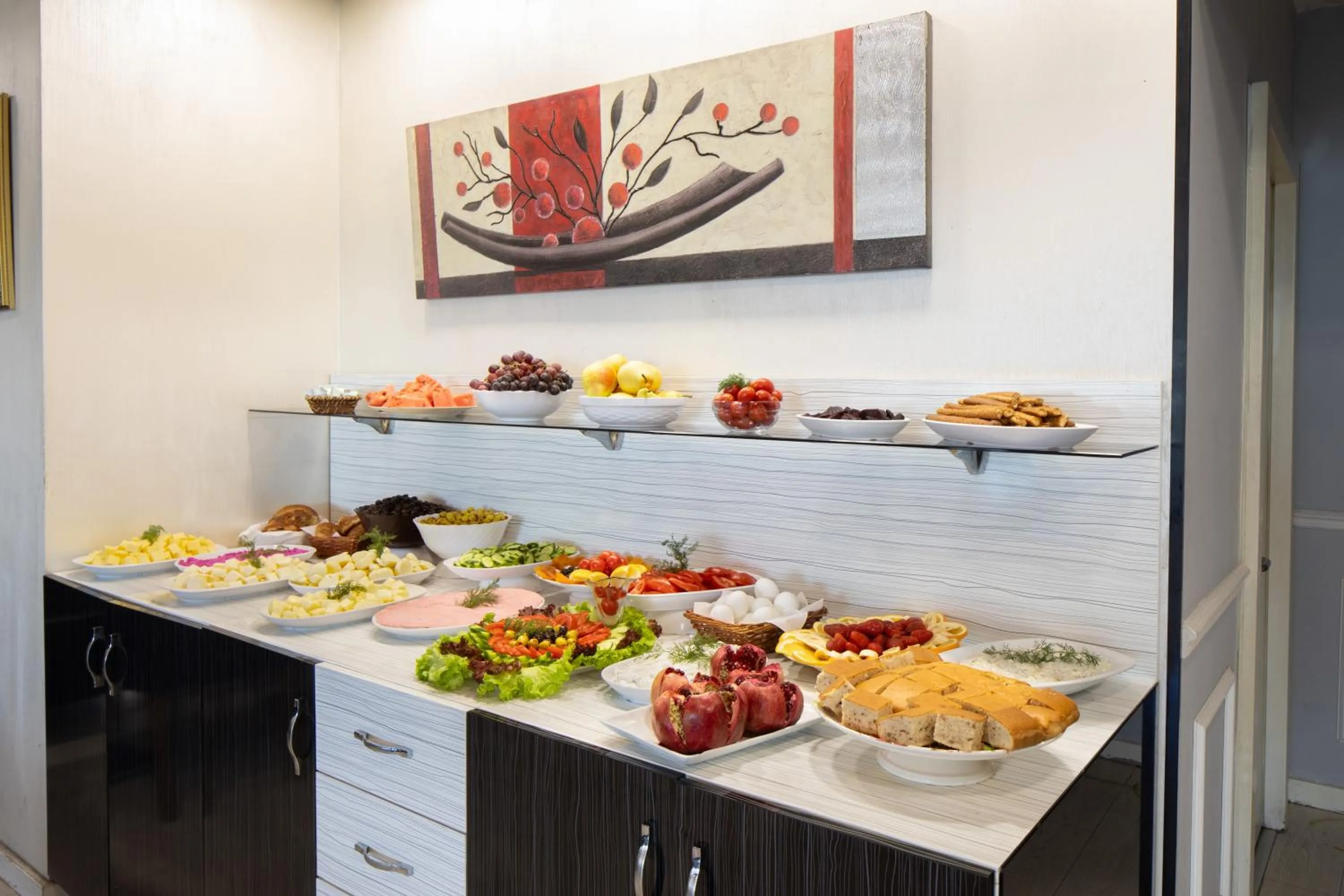 Breakfast in Family Time Suites Hotel