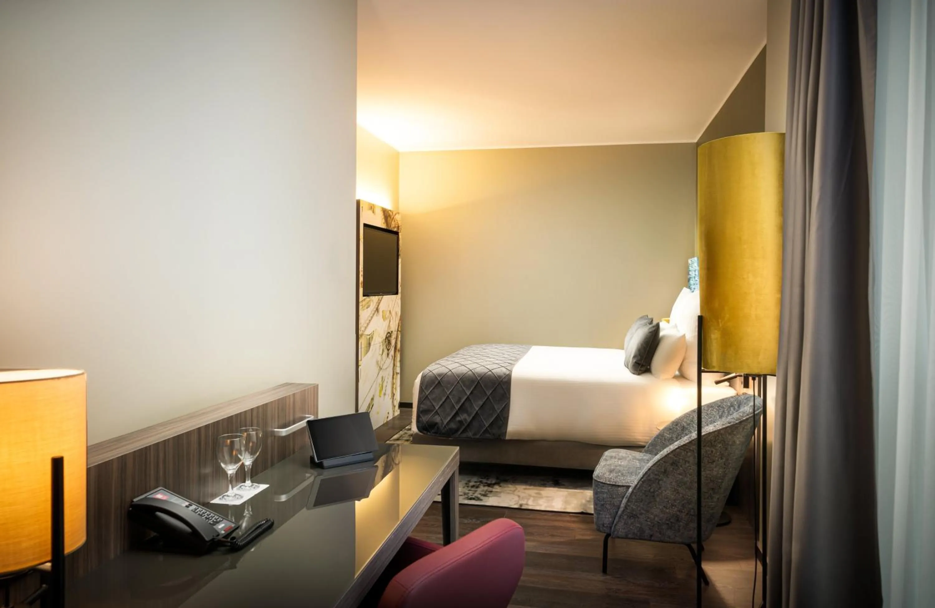 Photo of the whole room, Bed in Leonardo Hotel Eschborn Frankfurt