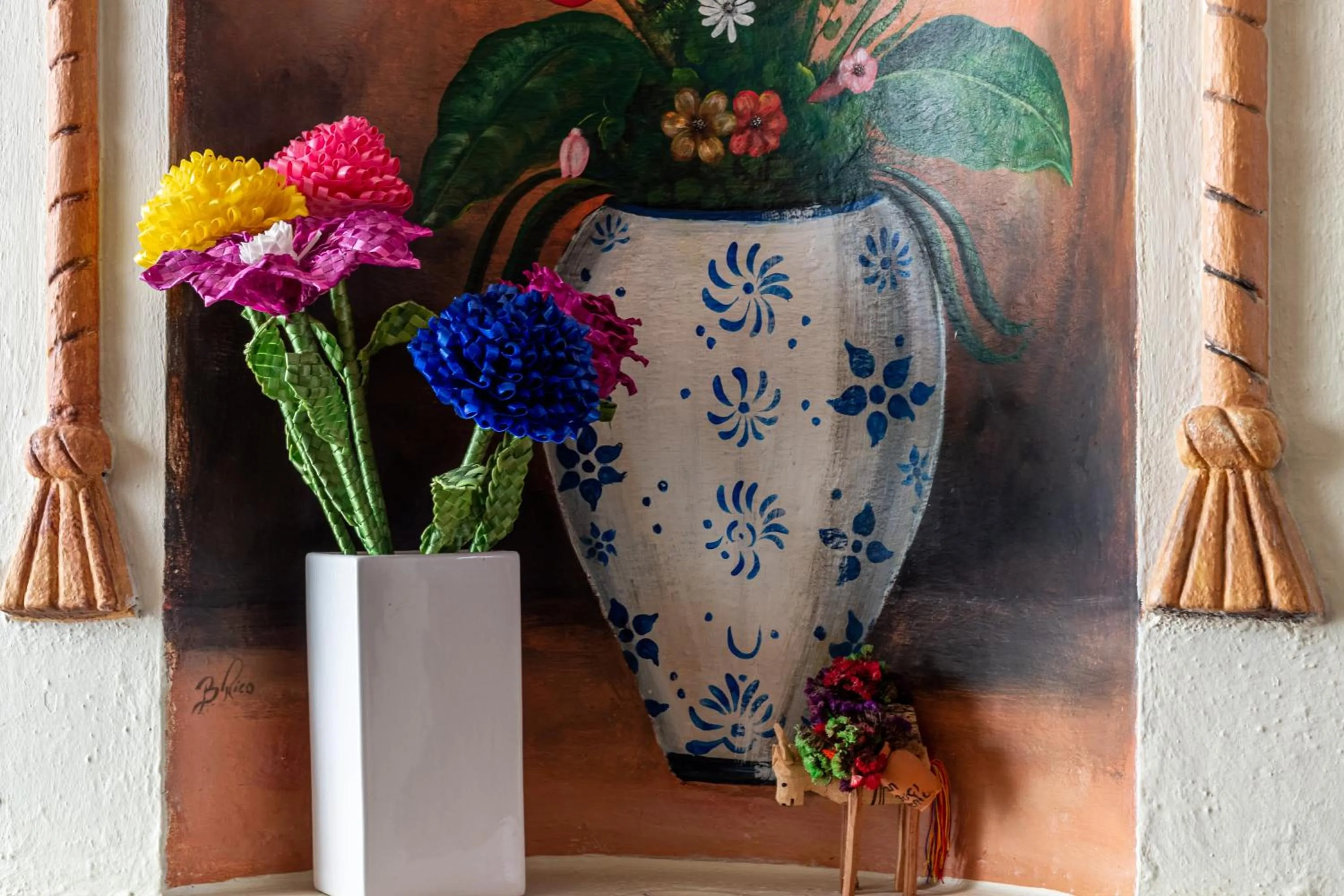 Decorative detail in Casa Maricela B&B