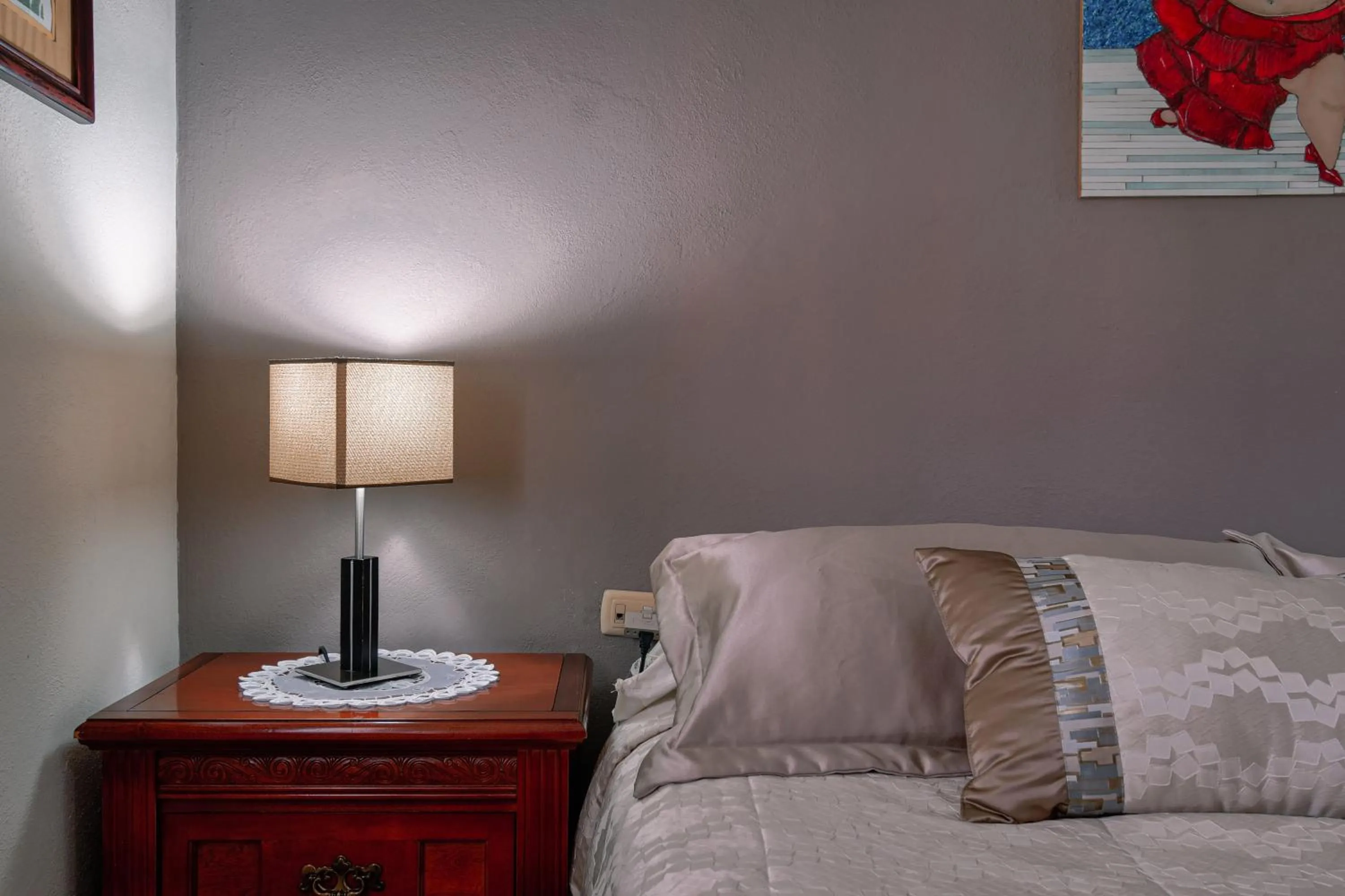 Decorative detail, Bed in Casa Maricela B&B