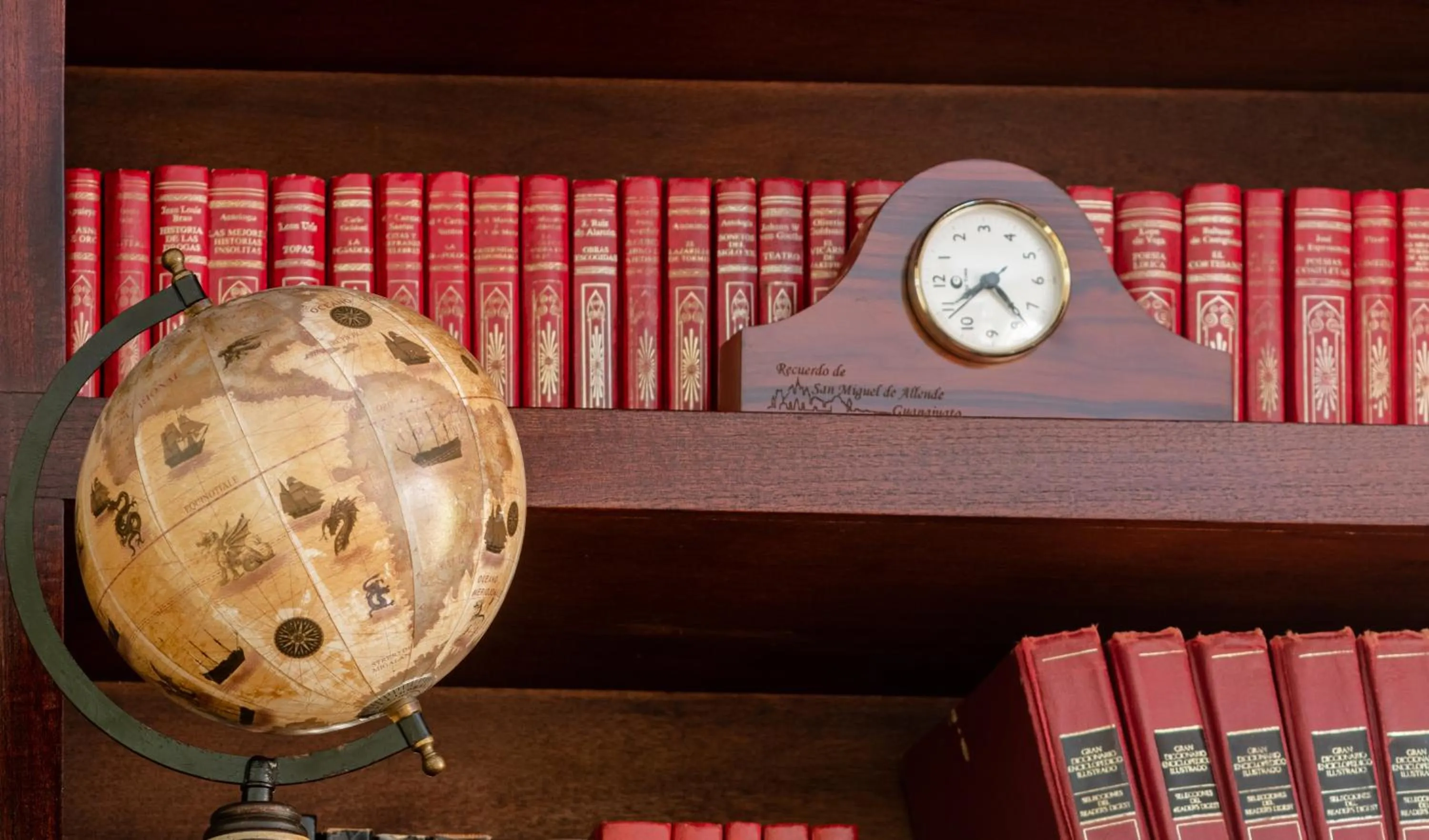 Decorative detail in Casa Maricela B&B