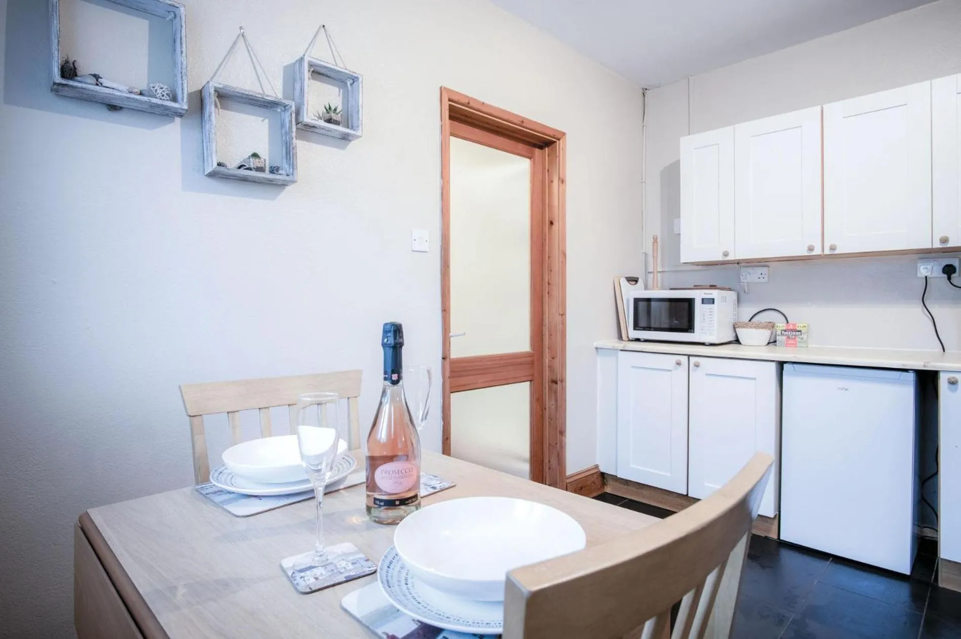 Floor plan in Primrose - 1 Bedroom Cottage - Llanteg