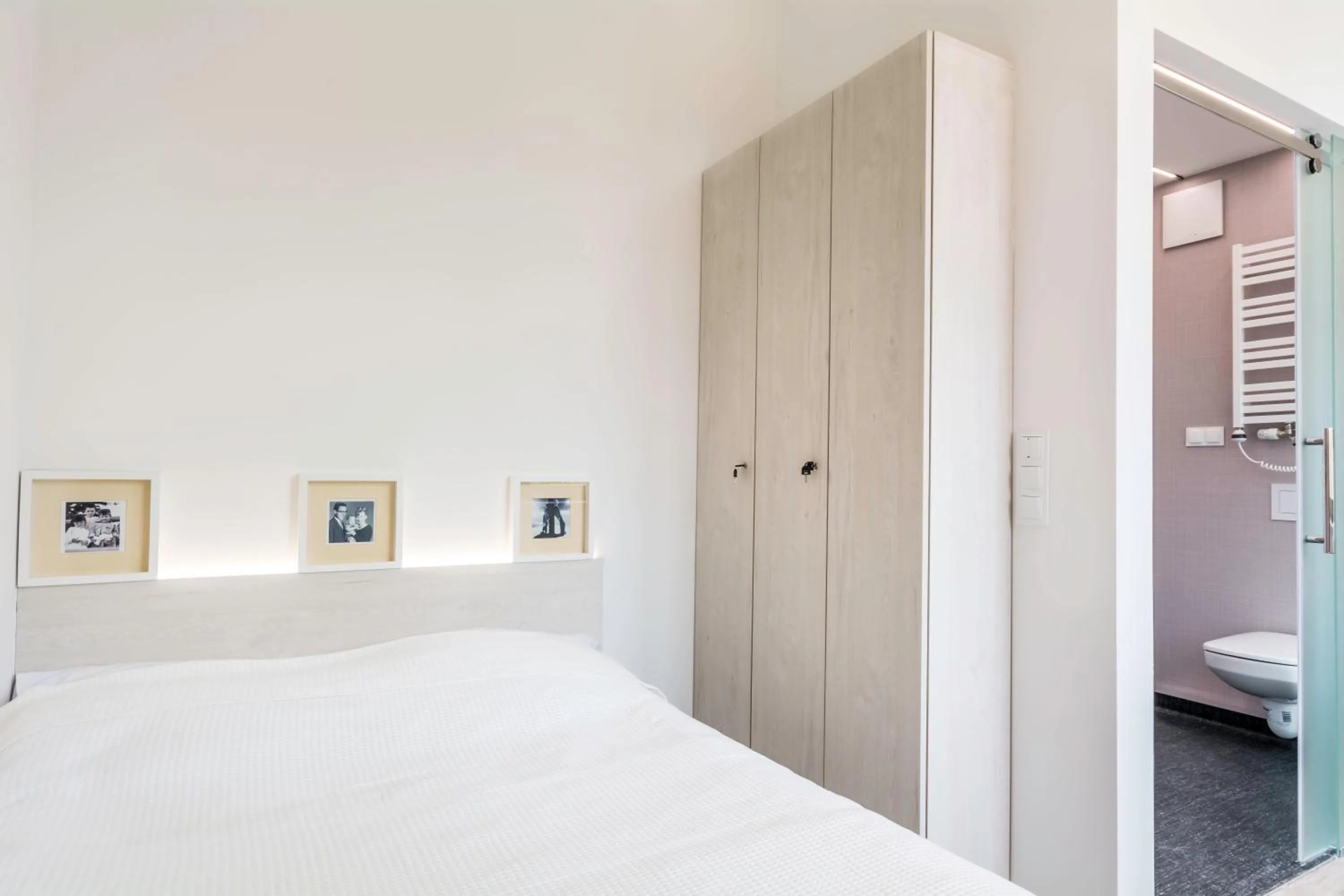 Photo of the whole room, Bed in Lofty Kampus Garnizon