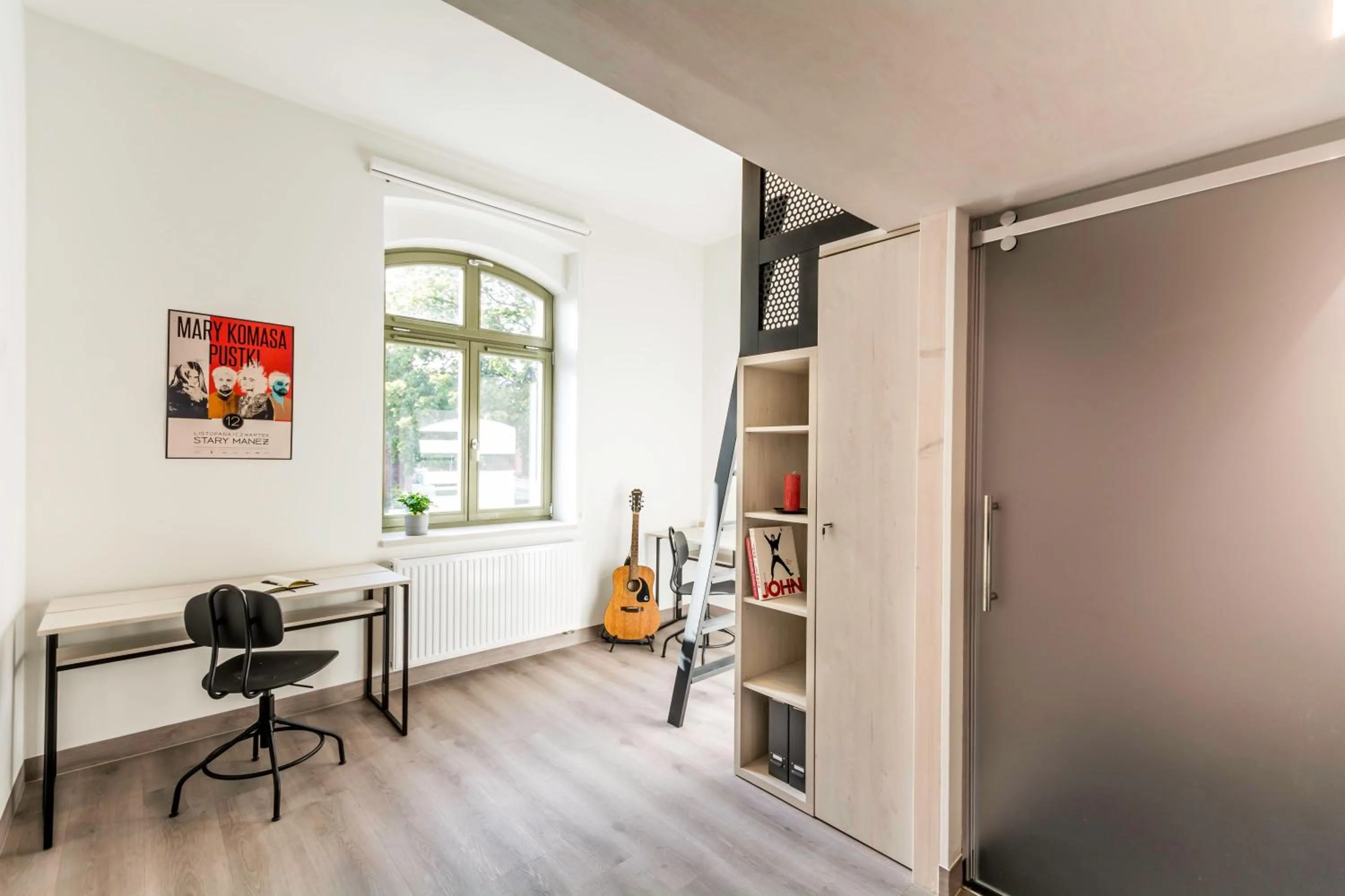 Seating area in Lofty Kampus Garnizon