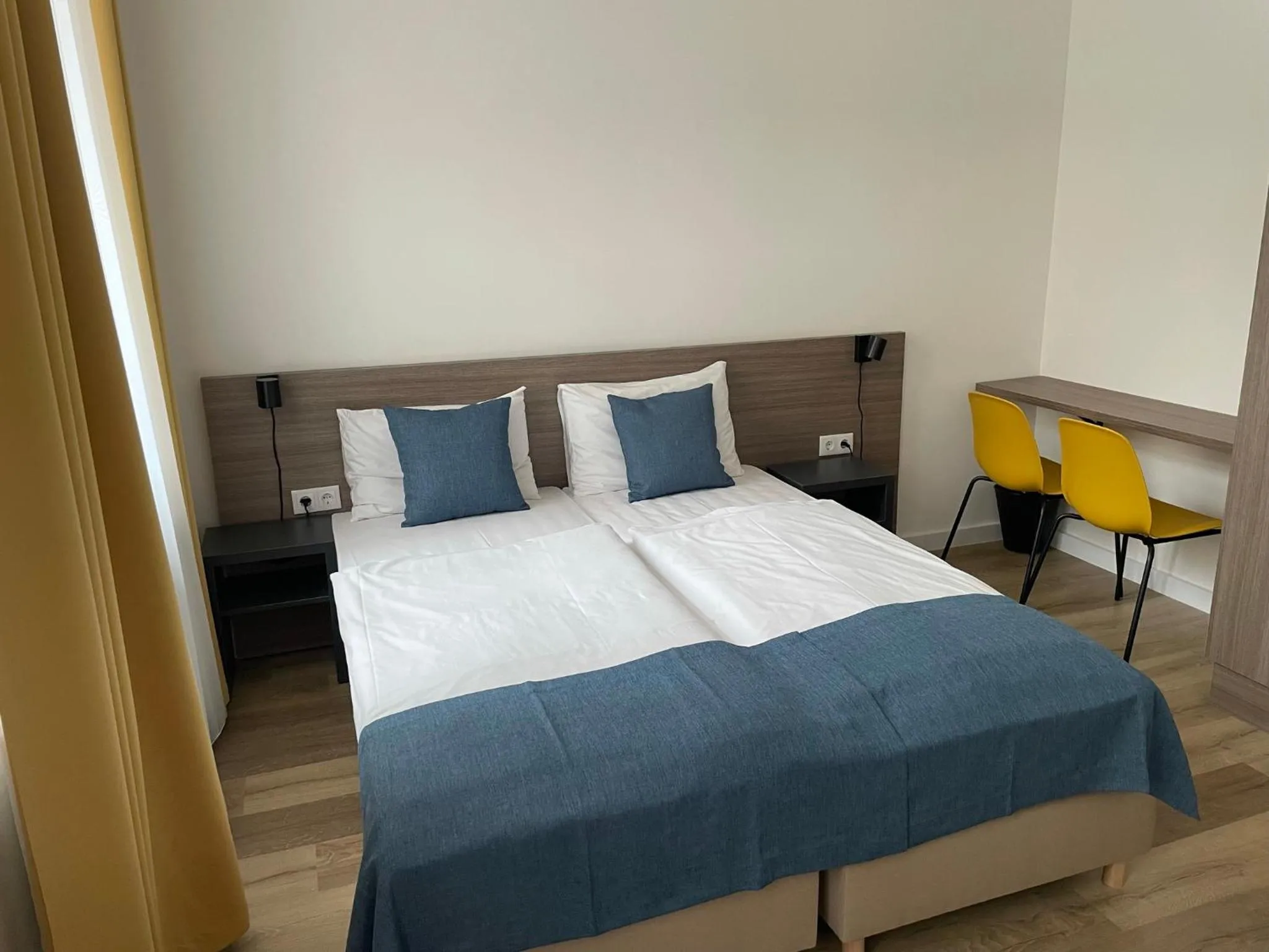 Bed in RES City Residence Hotel Budapest