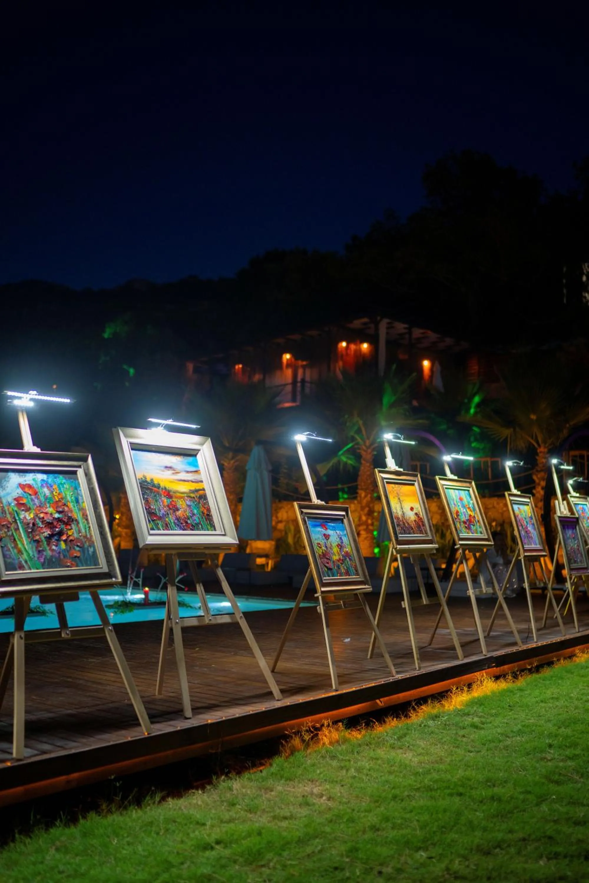 Lov Faralya Adults Only