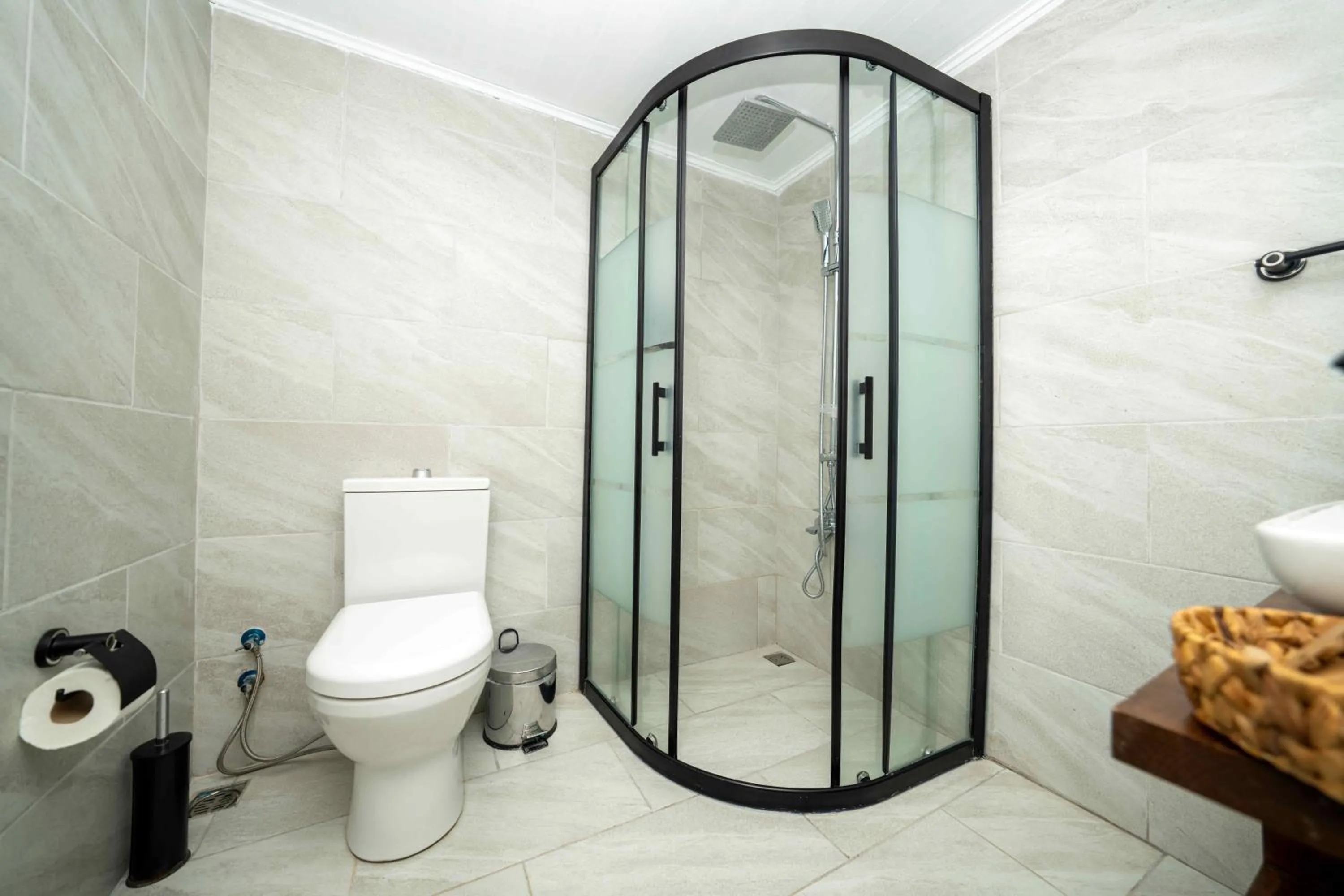 Shower in Lov Faralya Adults Only