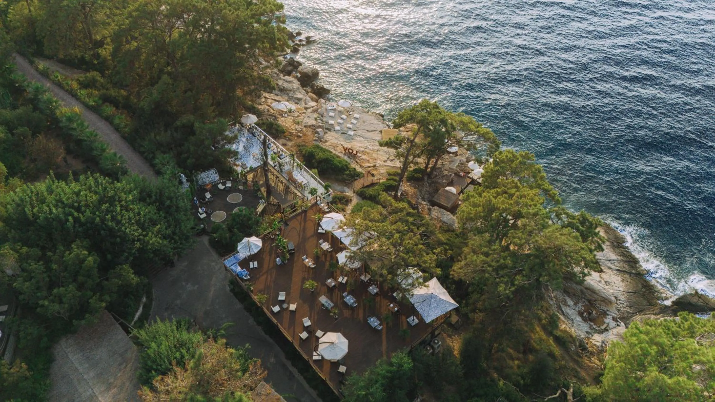 Restaurant/places to eat in Lov Faralya Adults Only